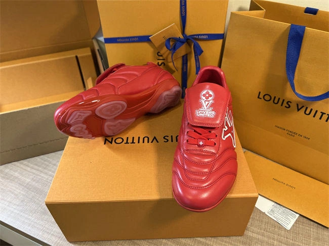 Louis Vuitton Soft 1669