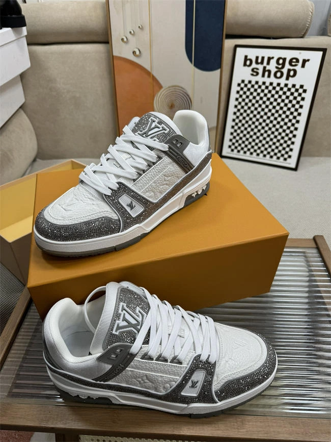 Lv Trainer Sneaker Unisex 2005
