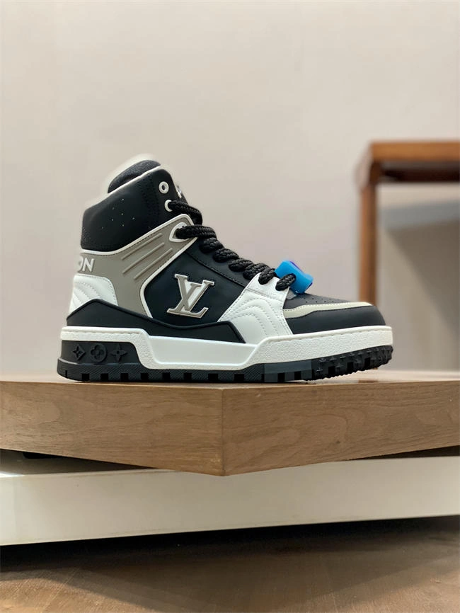 Lv Trainer Sneaker Versatile 2008
