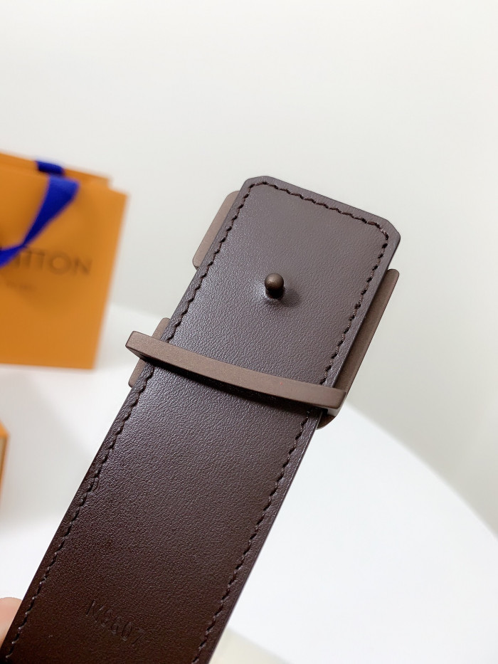 Loui Vuitto Belt-4CM