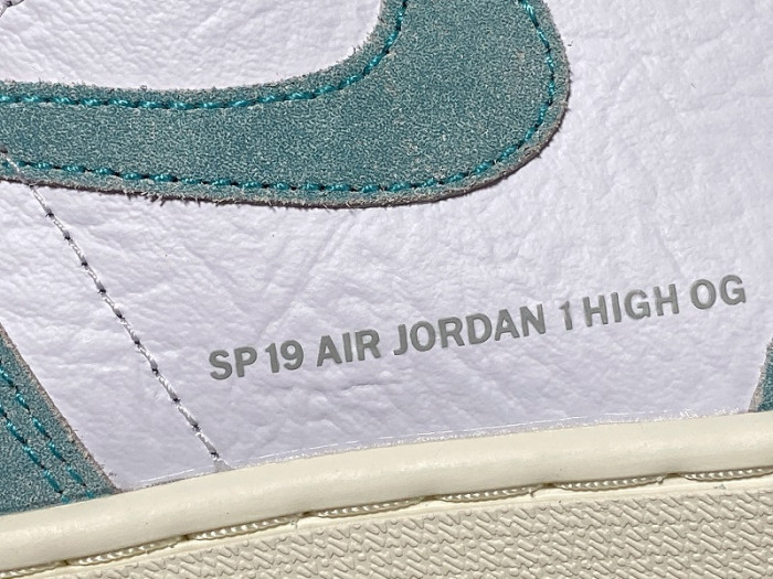 Air Jordan 1 Retro High OG “Turbo Green” 555088-311