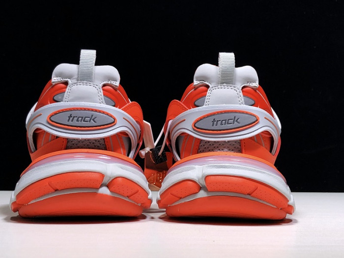 BLCG TRACK TRAINER ‘ORANGE SLATE GREY’ 542023 W1GB8 7583