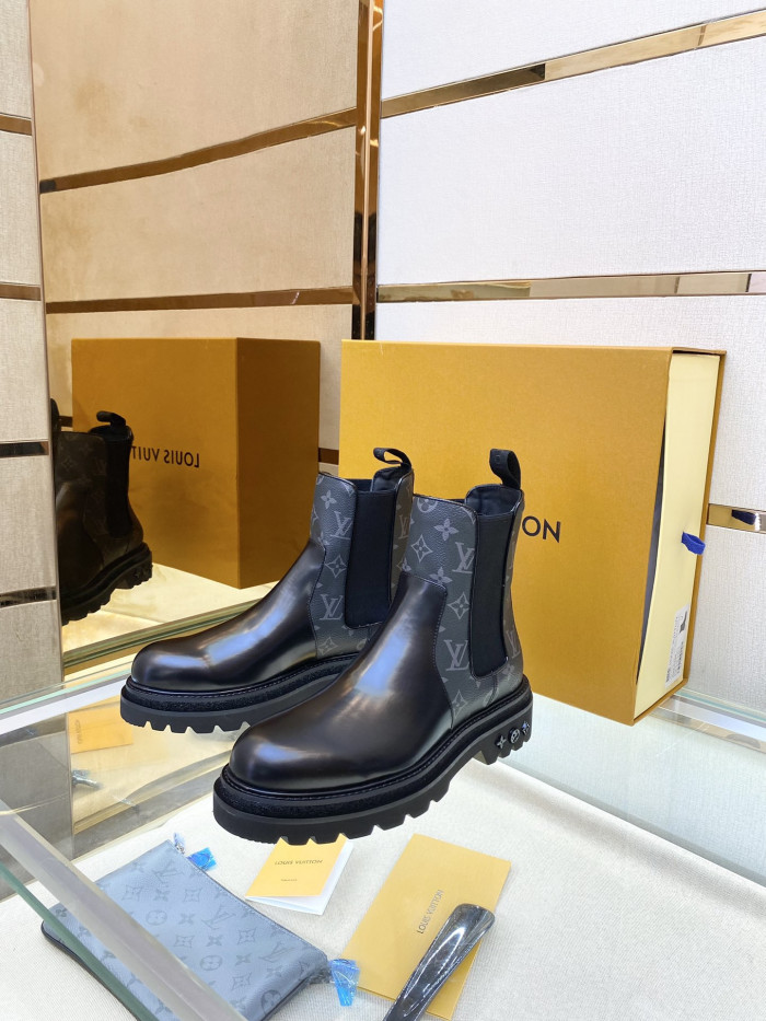 LOUS VUITO BOOTS