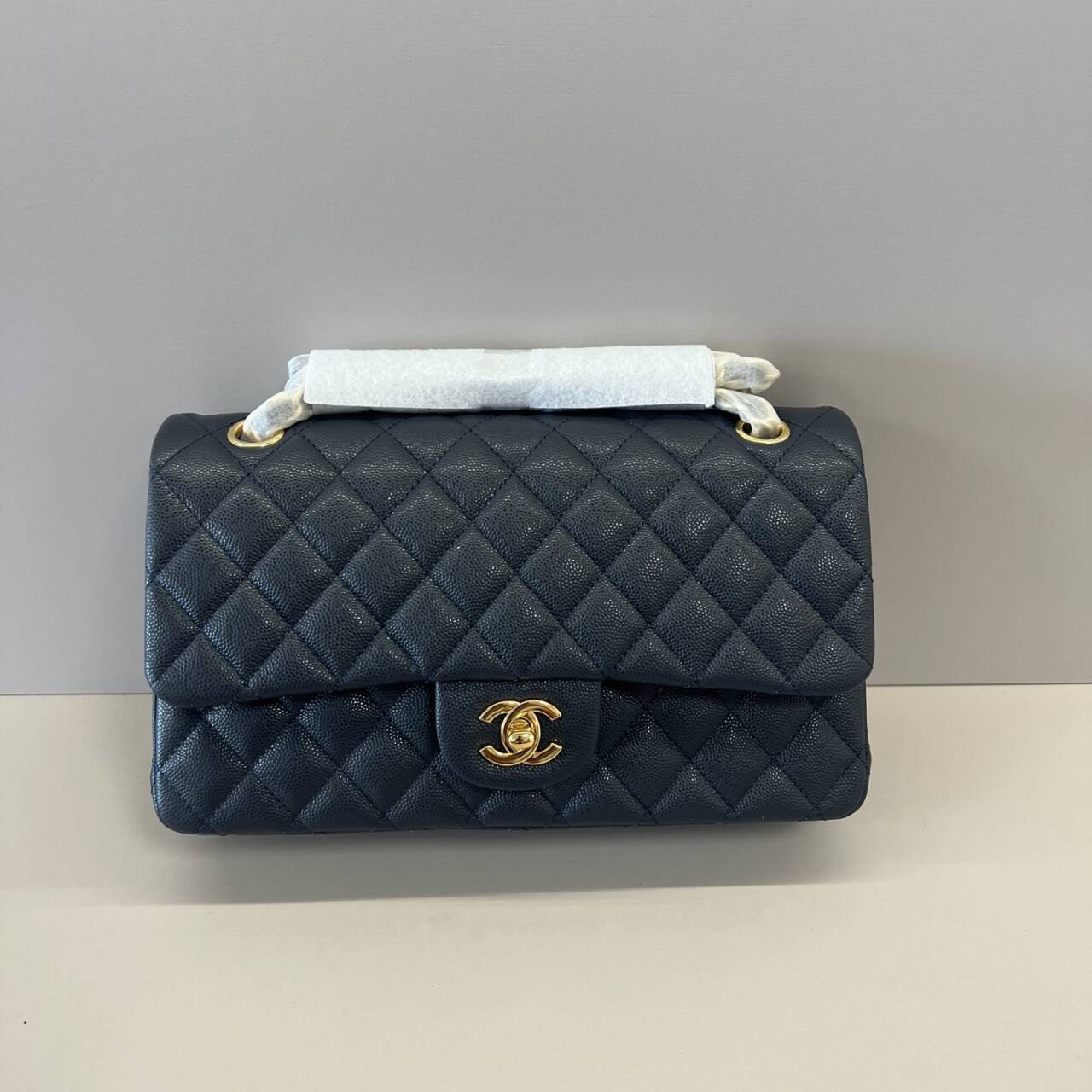 Ch**el classic flap bag 15x25.5x6cm