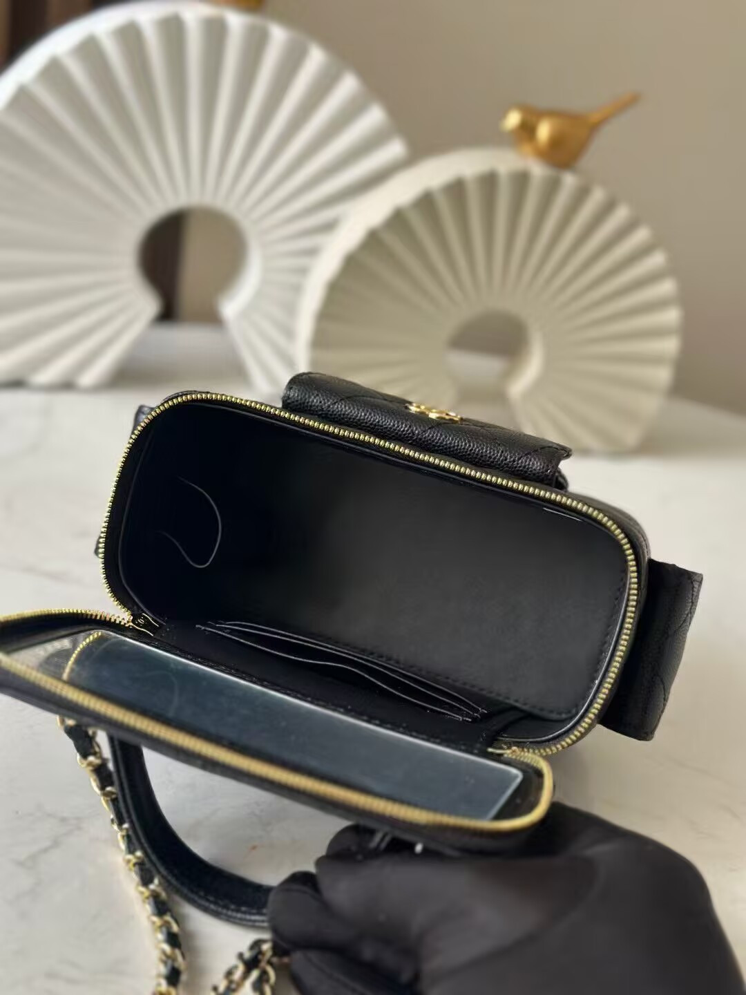 Ch**el Vanity Case 17CM