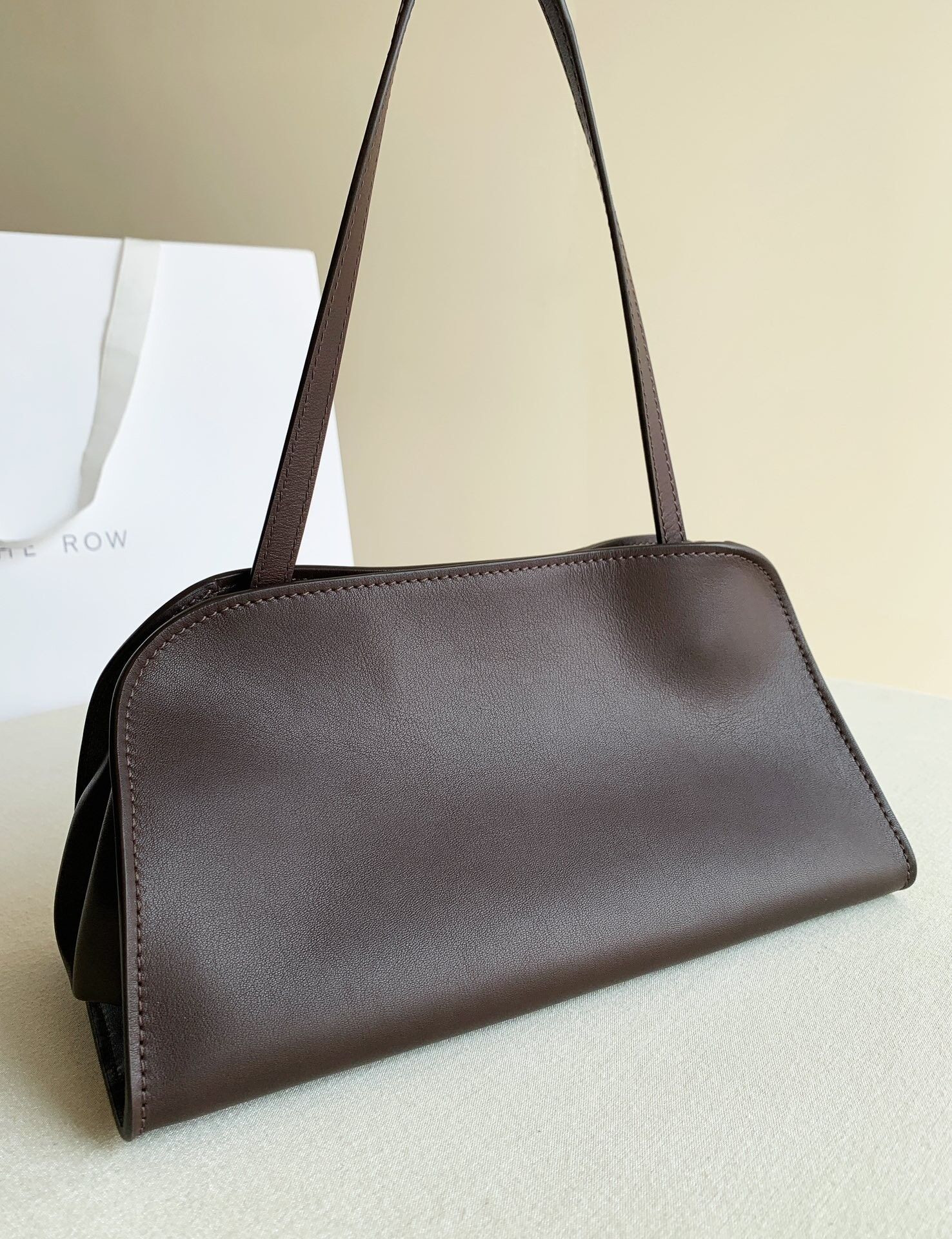 The R0w Peggy Clutch in Leather 28x13x14cm