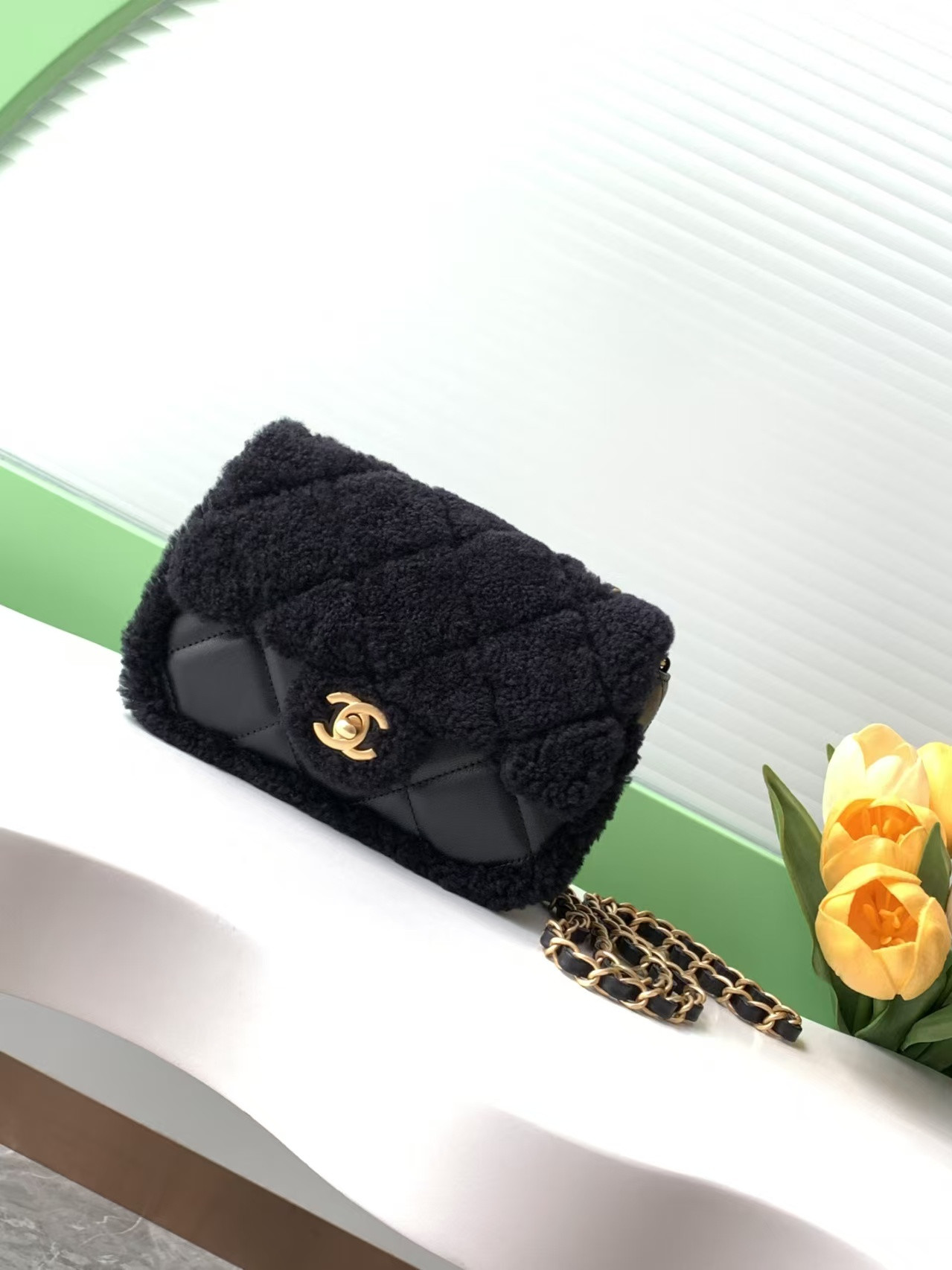 Ch**el Flap Bag 13.5x17x8cm