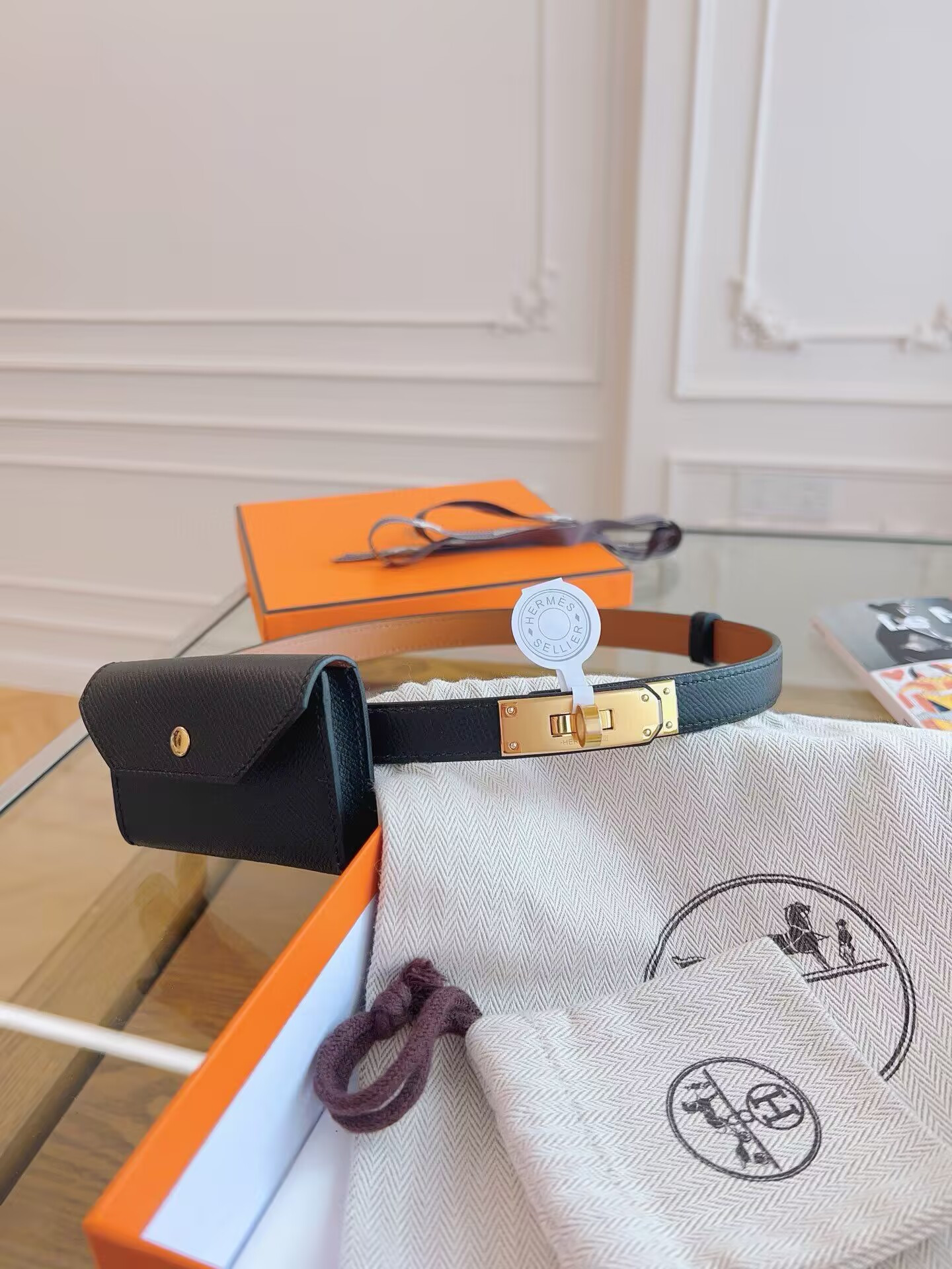 H**me5 kelly pocket 18 belt