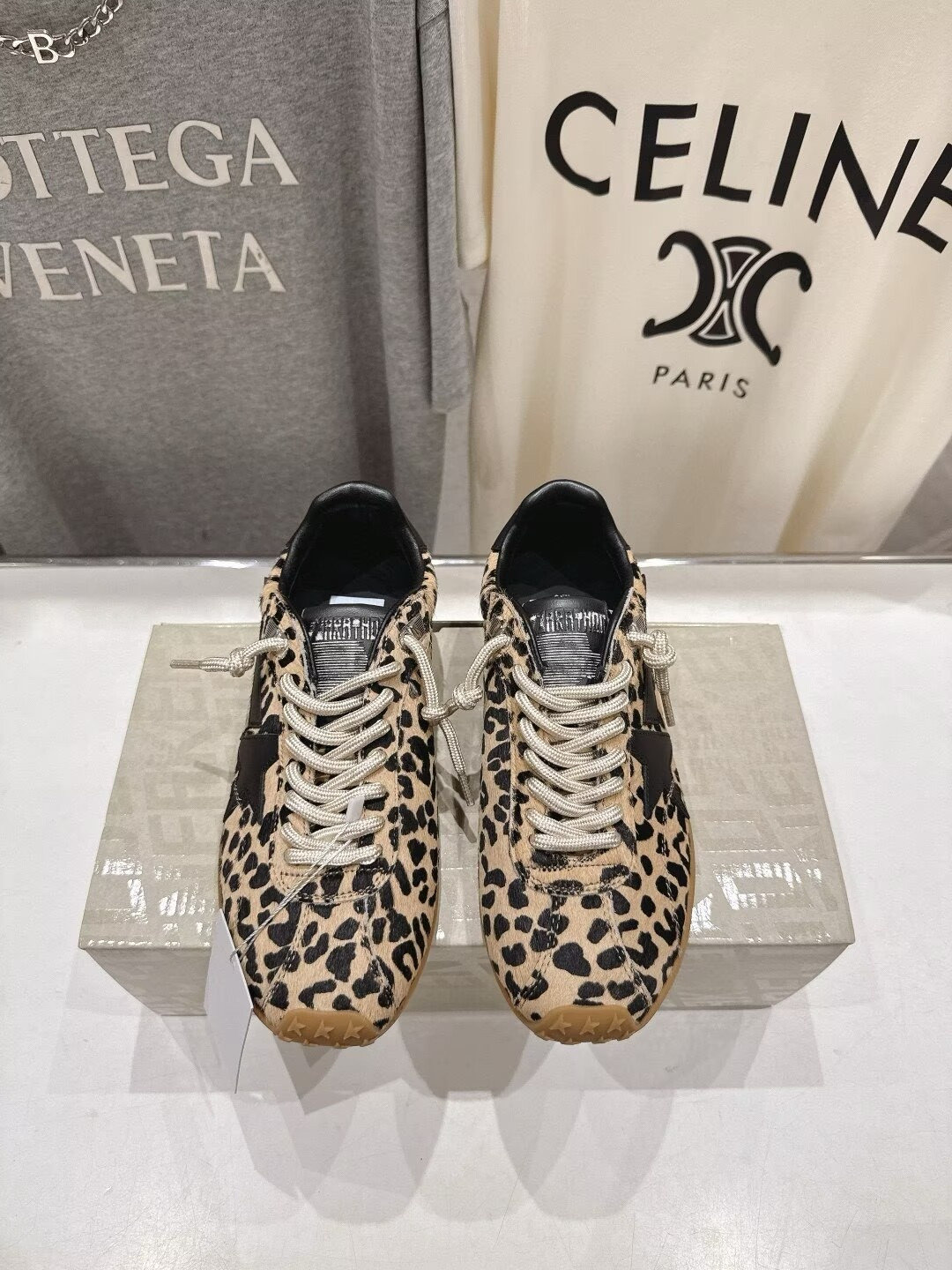 UA G01den G003e M*rathon Speed ​​Sneakers