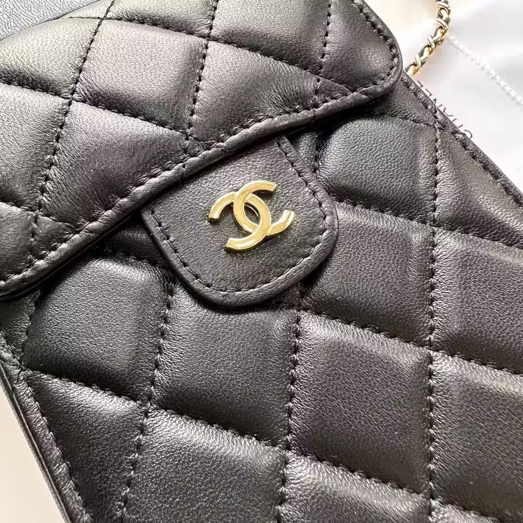 Ch**el phone bag