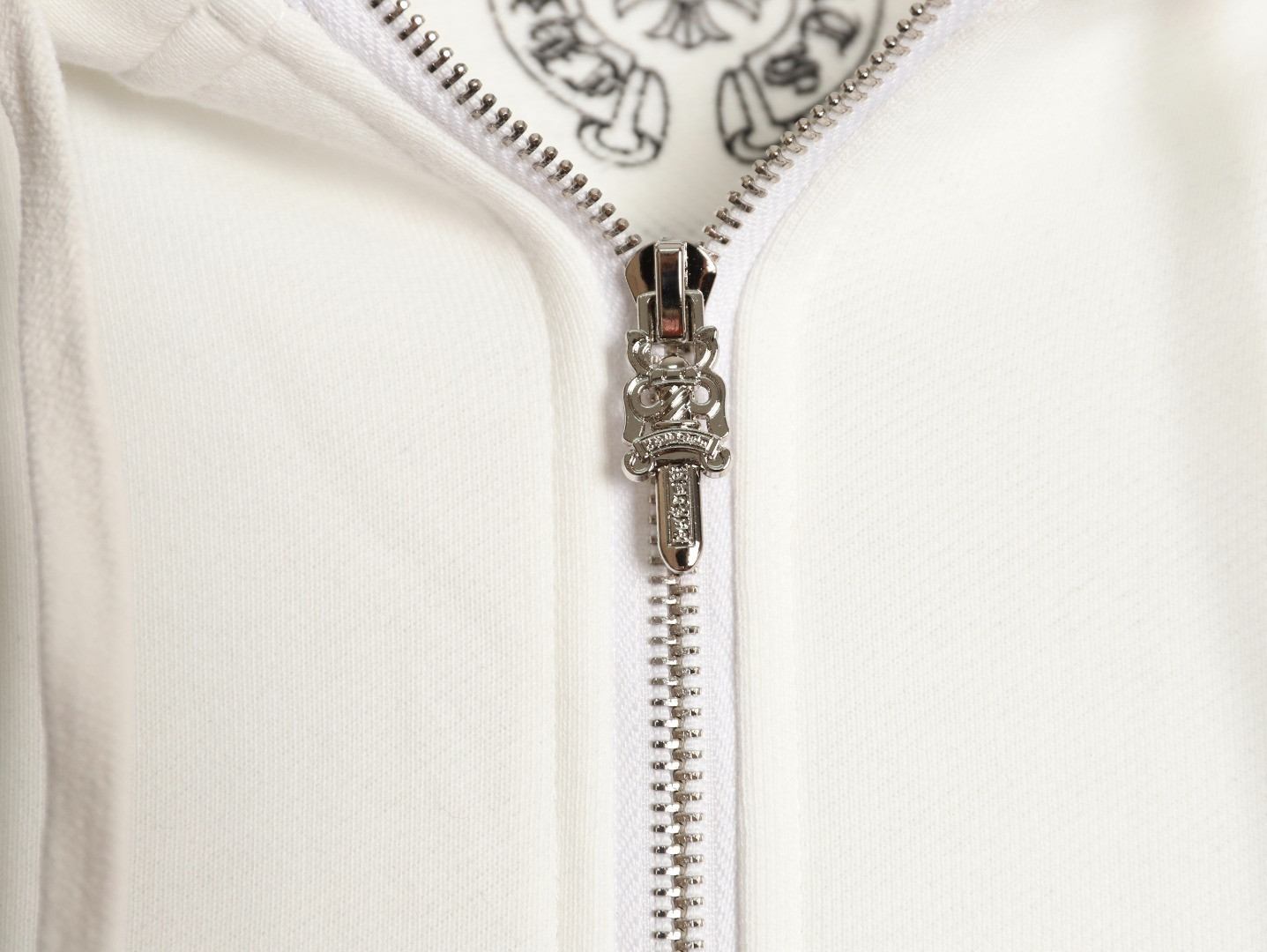 Ch*0me He**ts 25FW Coats