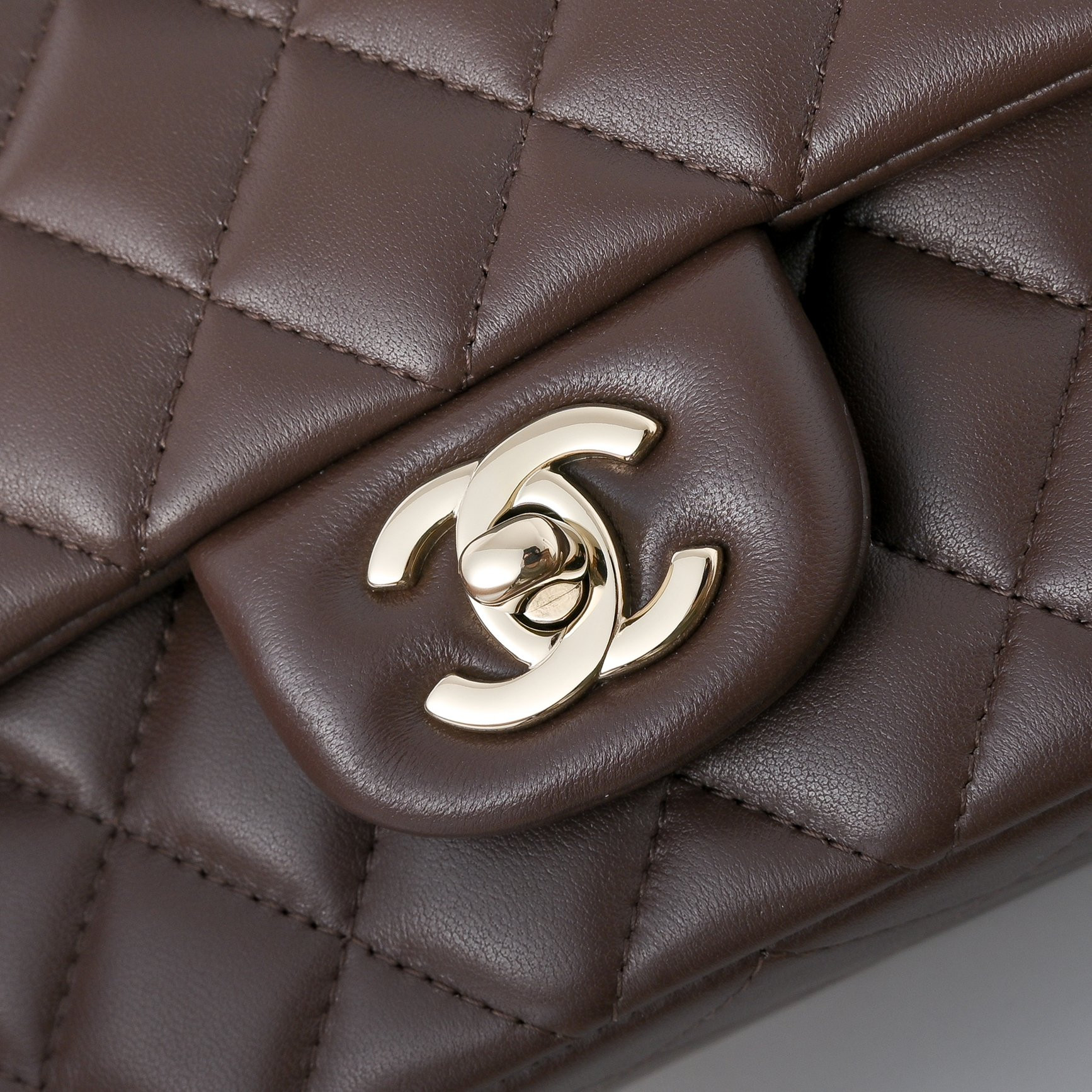 Ch**el mini flap bag 20x12x6.5cm
