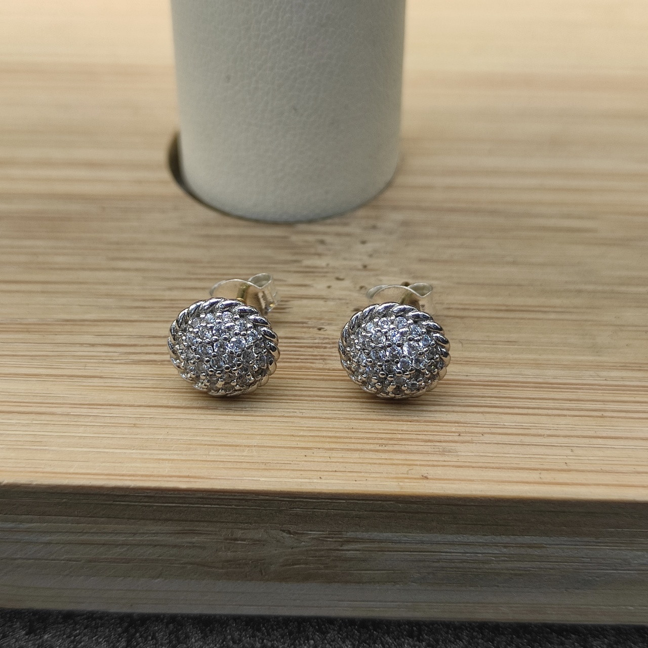 David Yurman 8.6mm round full D1am0nd Earrings