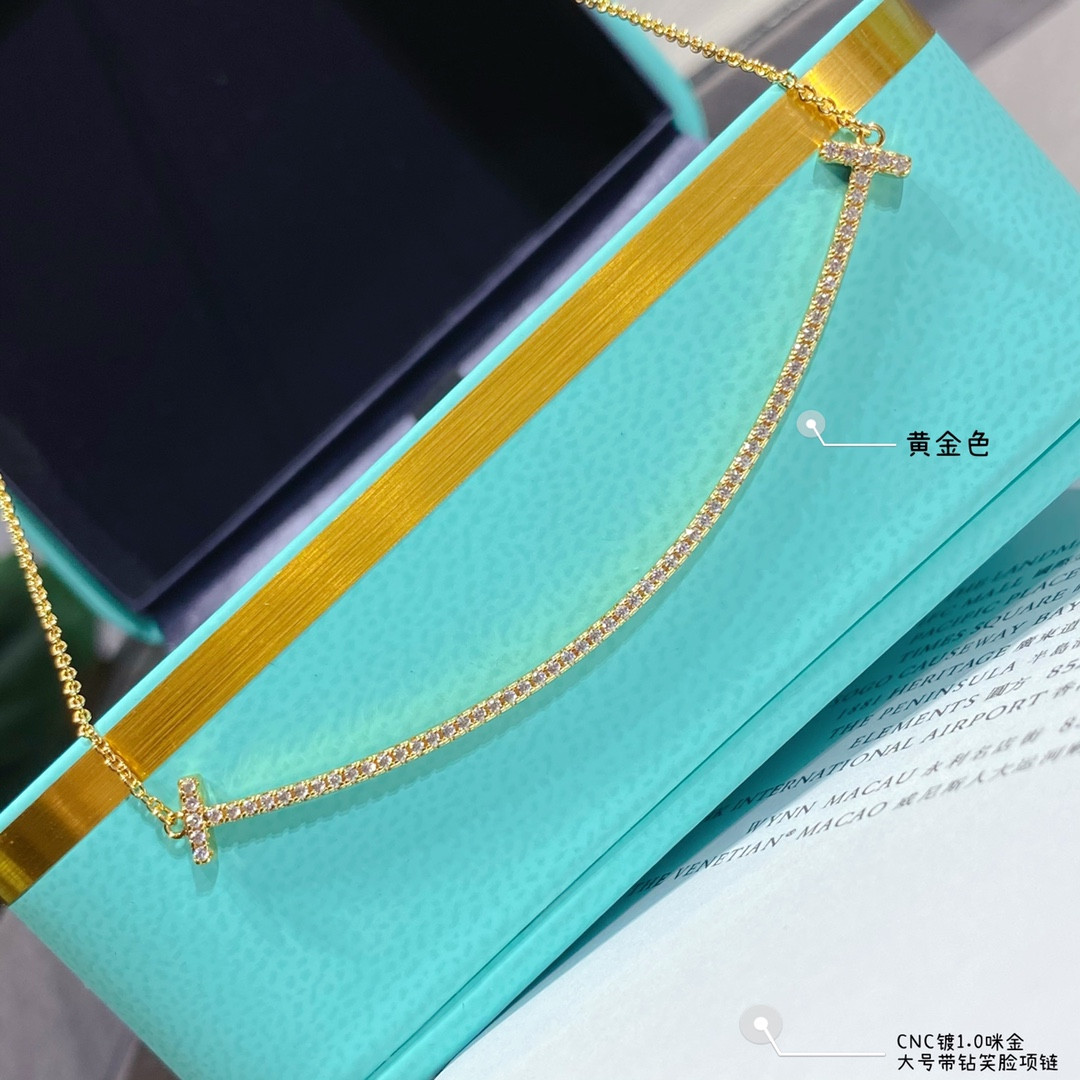Tiffany & Co. Large Smile With diamond Necklace