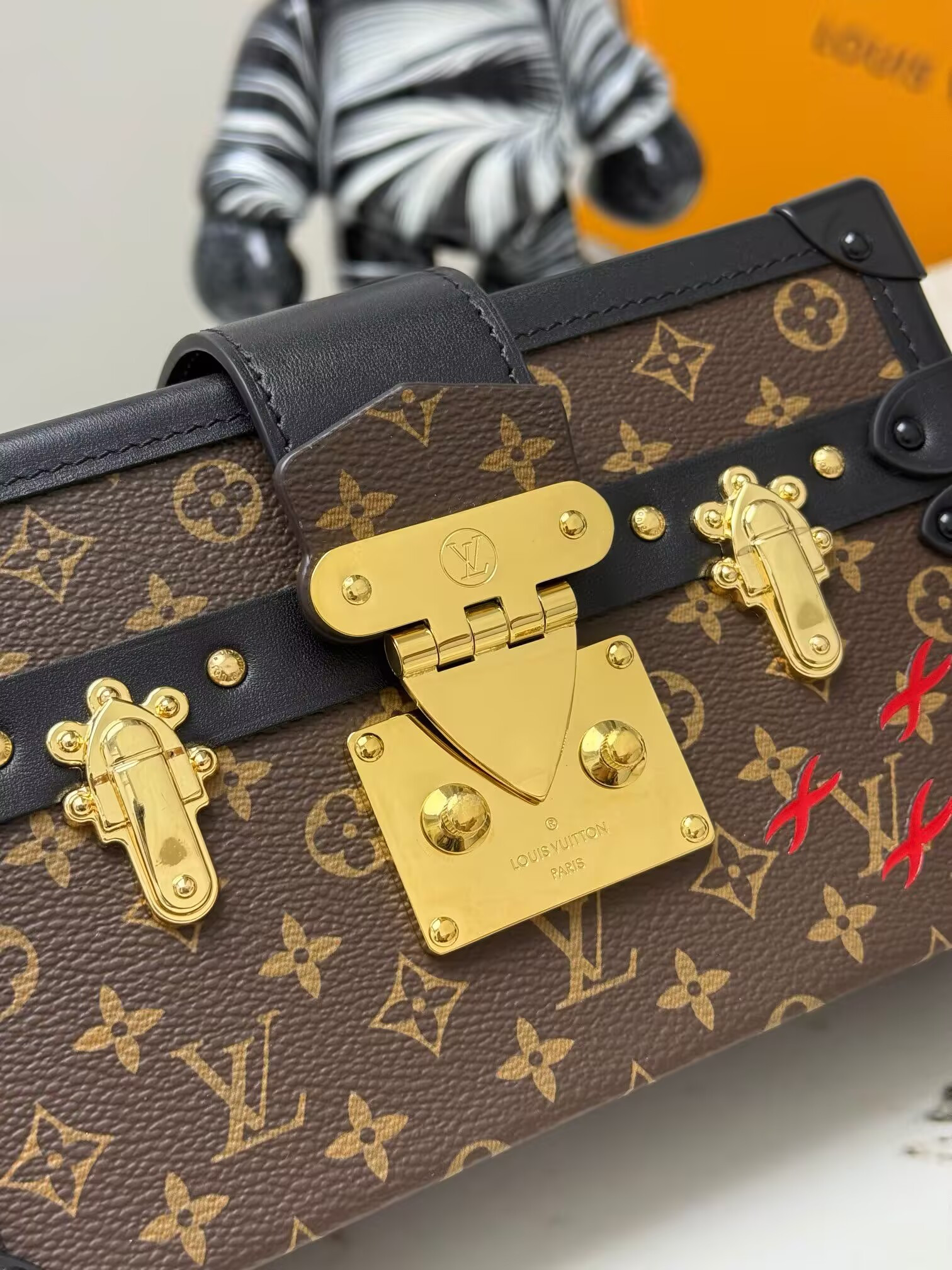 LV Petite Malle Bag M45943 20x12.5x6cm