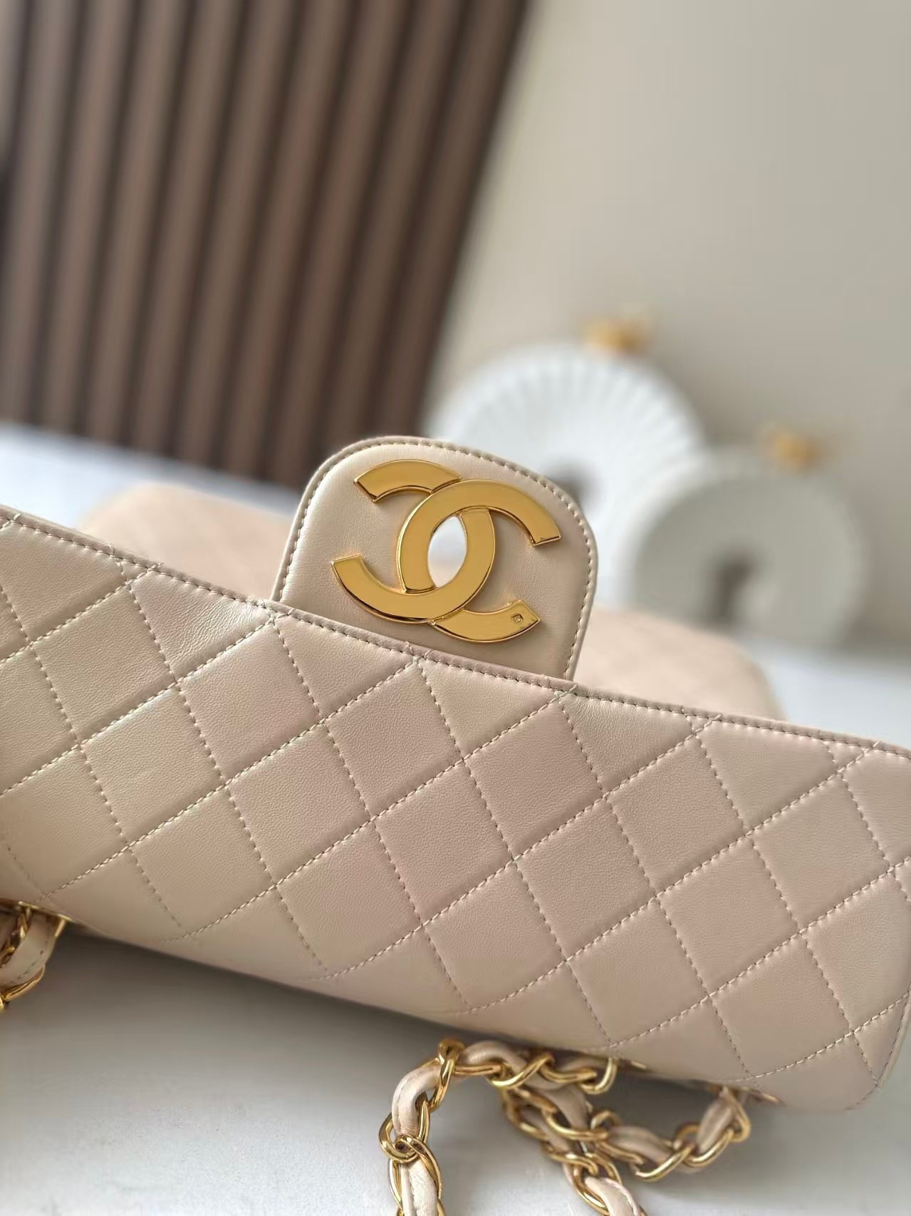 Ch**el Flap Bag 30x21x8cm