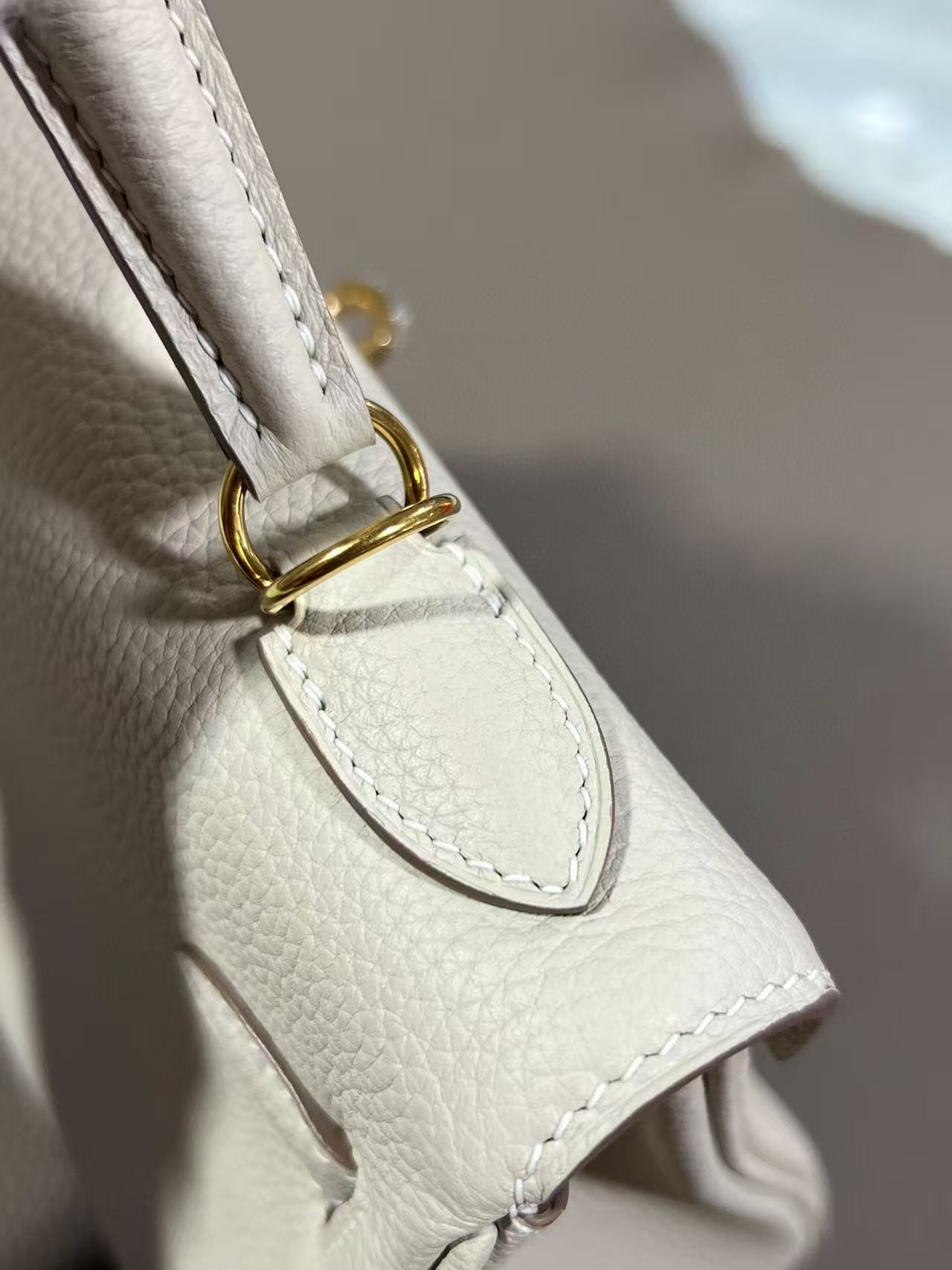 H**me5 Kelly gold-tone Hardware 25 28