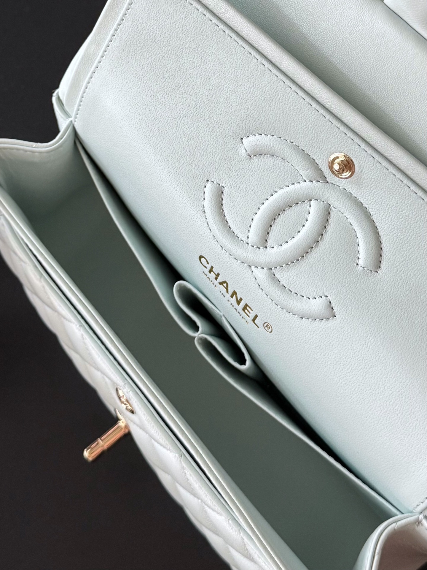 Ch**el Small Classic Bag 23x6.5x14cm