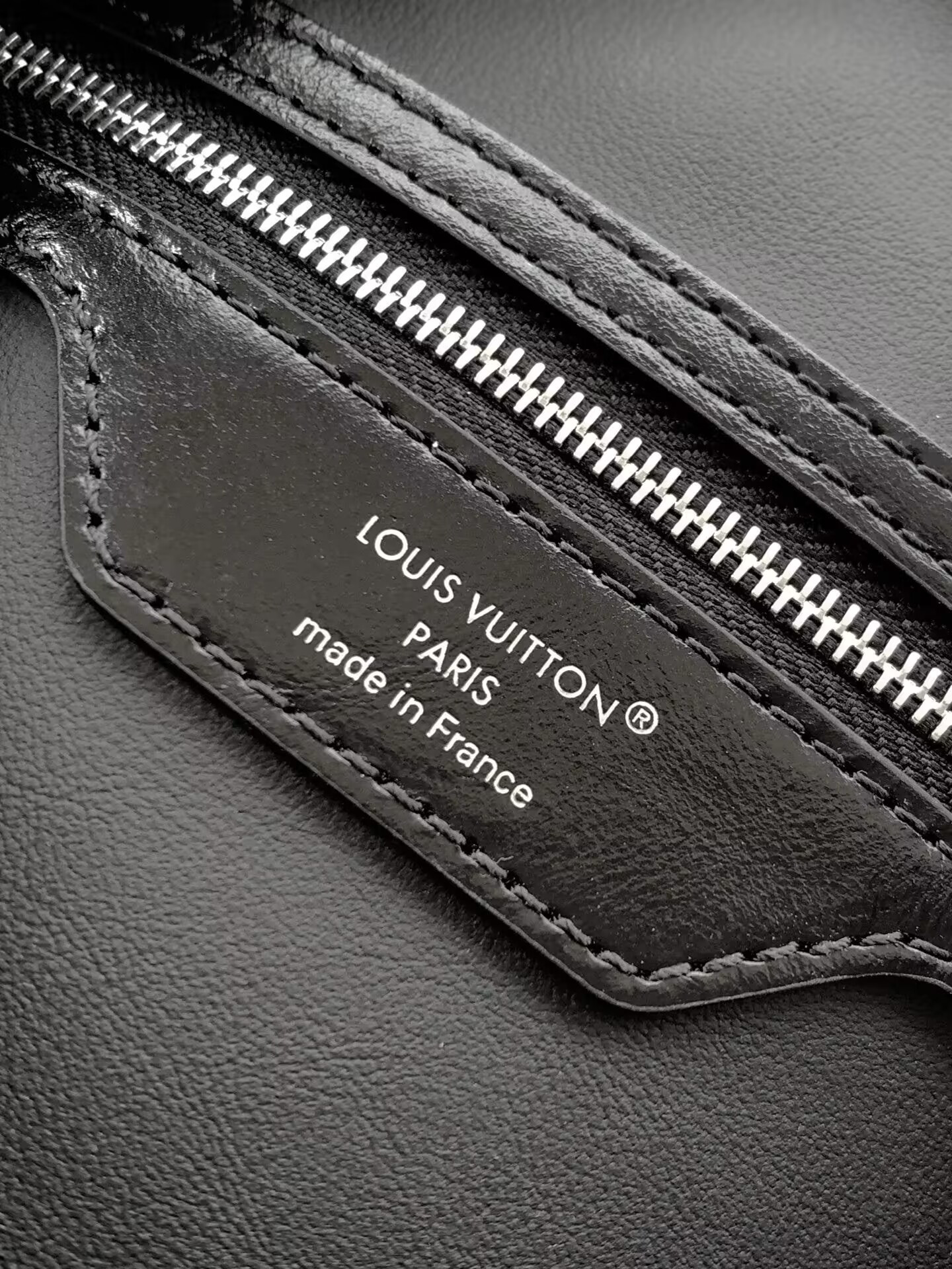 LV Speedy Soft 30 M15102 21x17x30cm