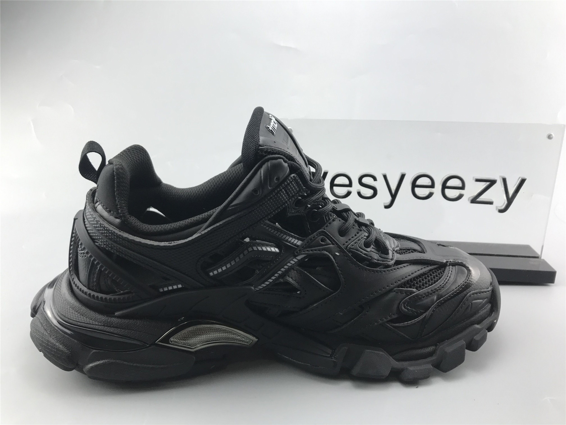 UA TRACK SNEAKER BLACK