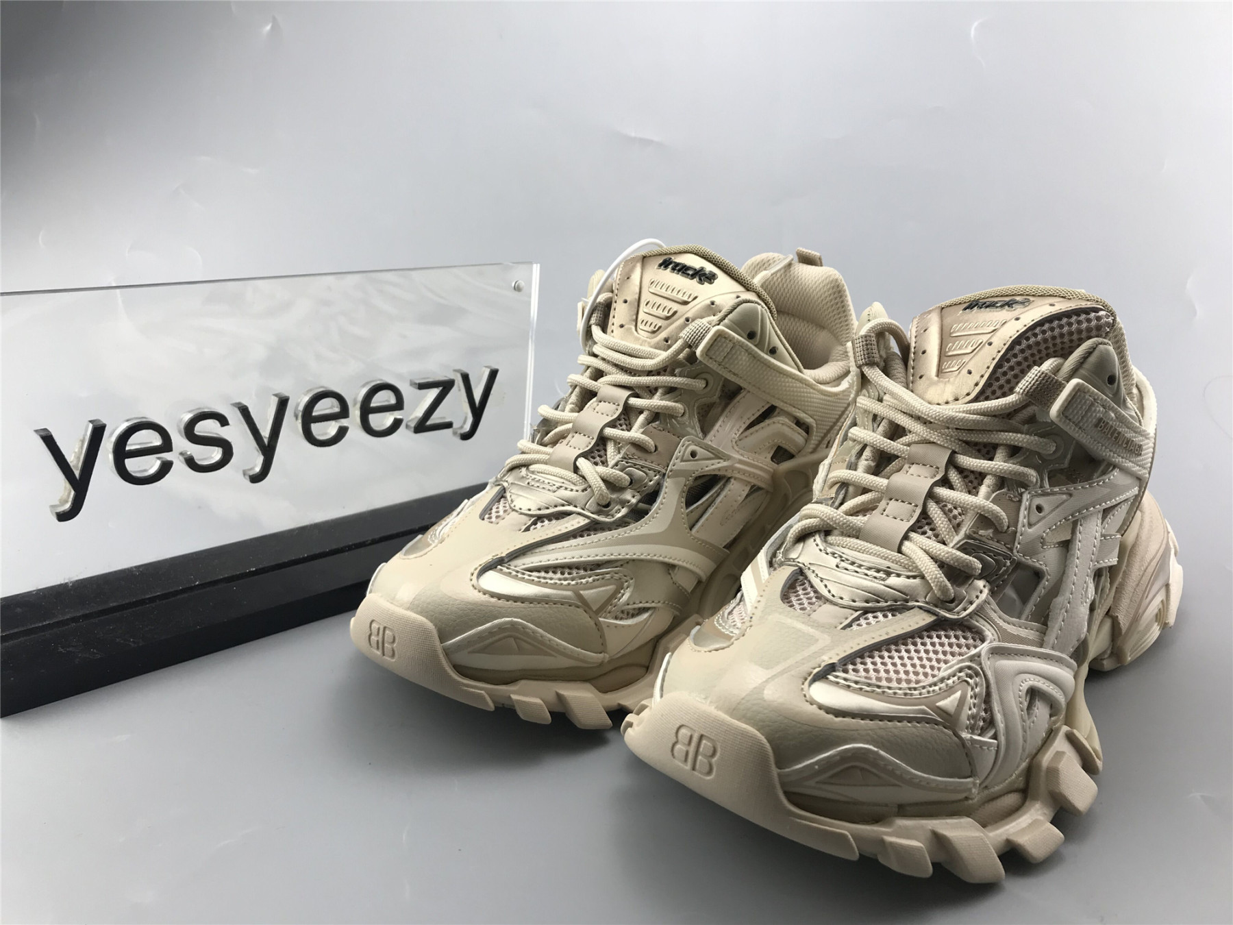 UA TRACK.2 SNEAKER WHITE