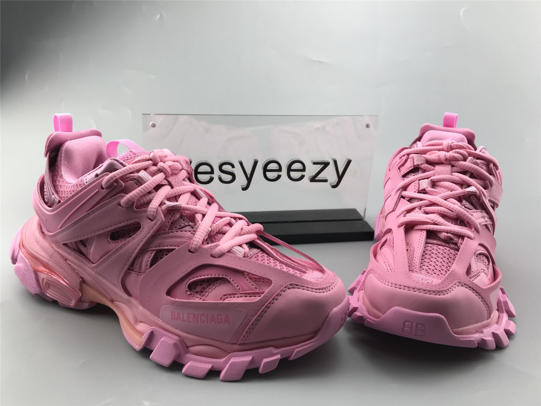 UA TRACK SNEAKER PINK