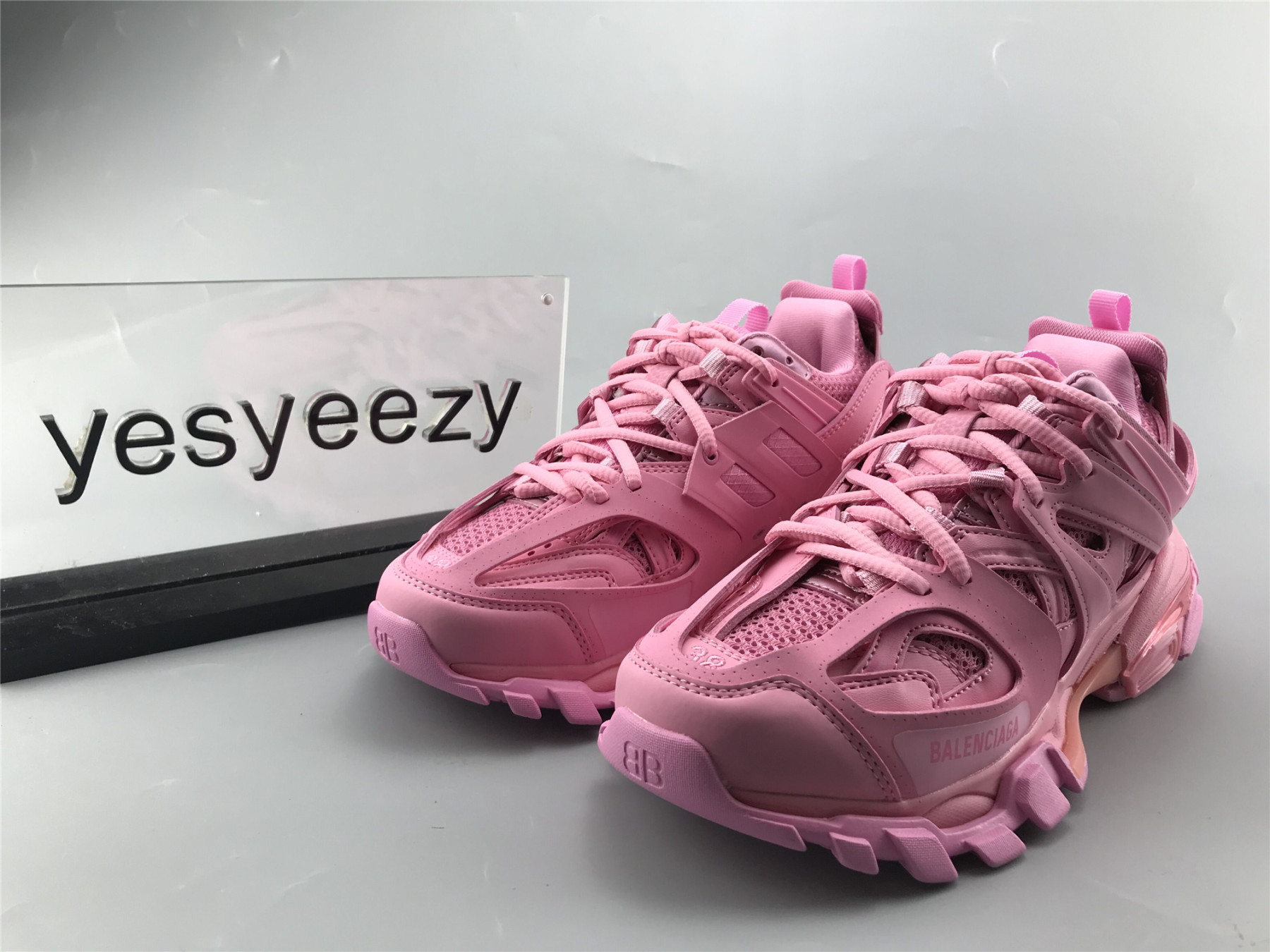 UA TRACK SNEAKER PINK