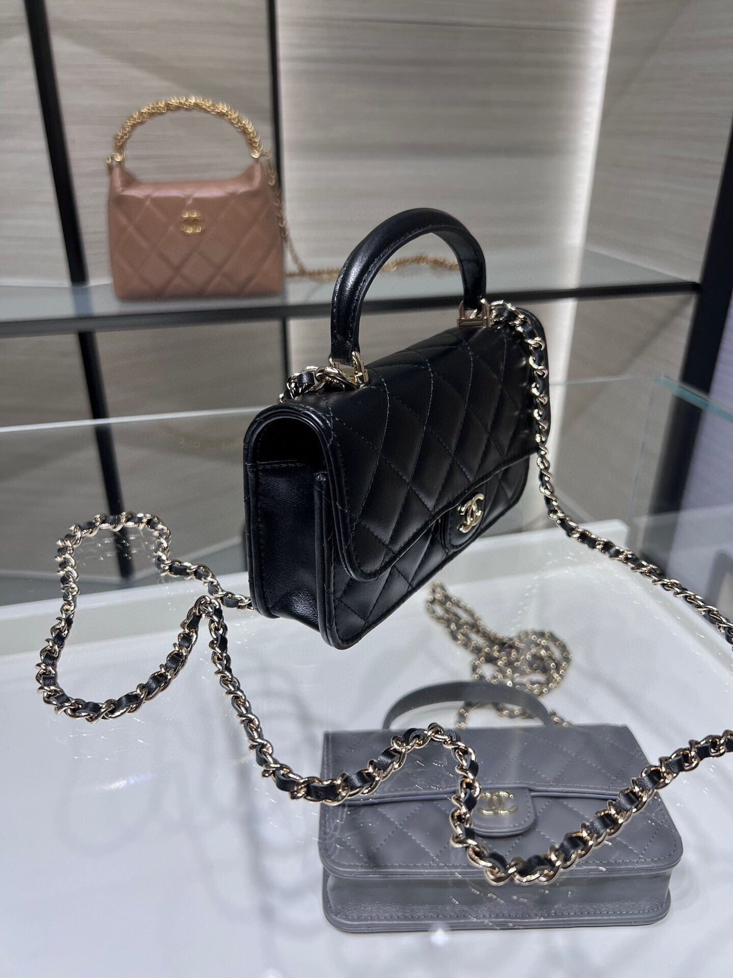 Ch**el classic handbag with top handle light gold buckle 17x9x3cm