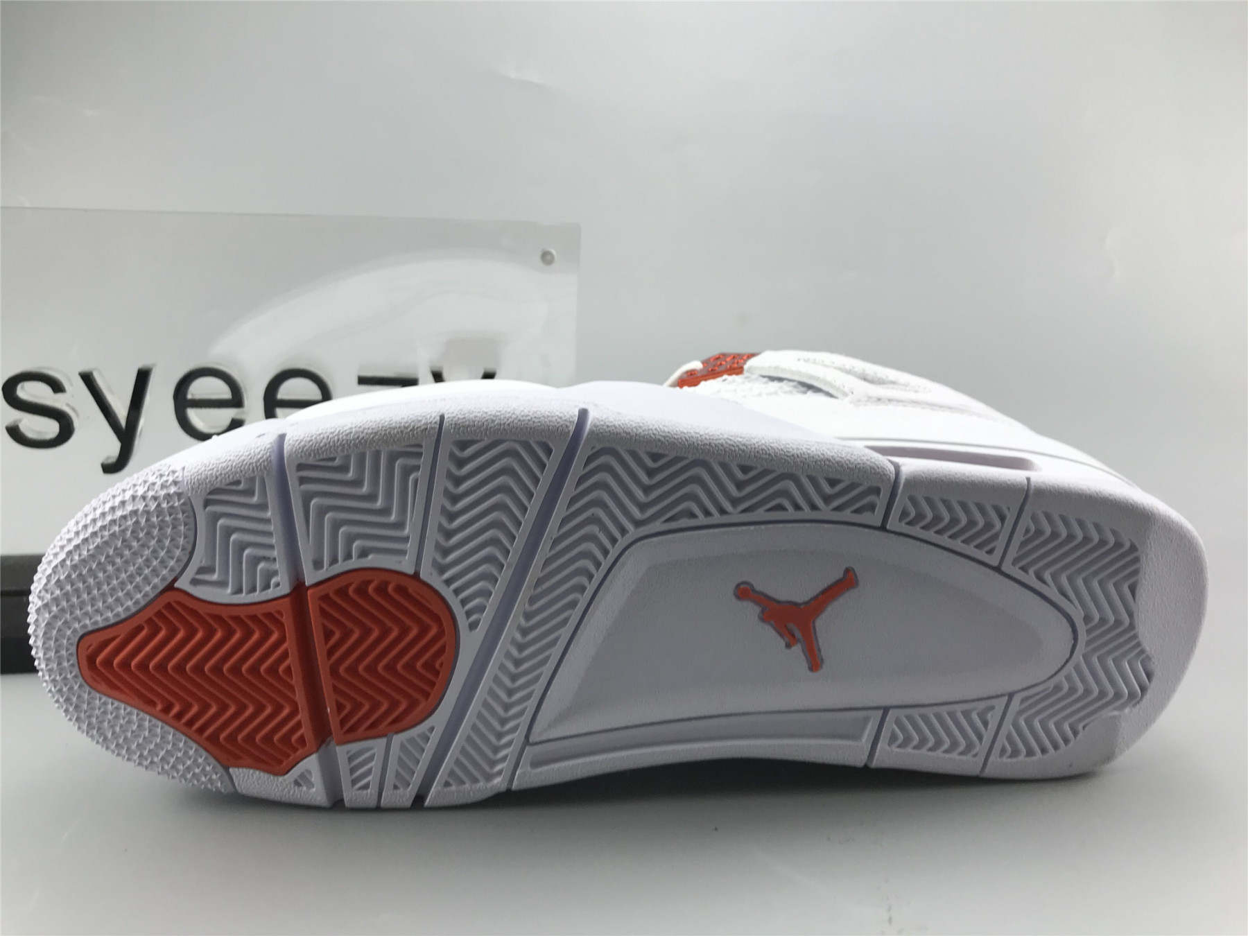 UA AIR JORDAN 4 RETRO METALLIC ORANGE