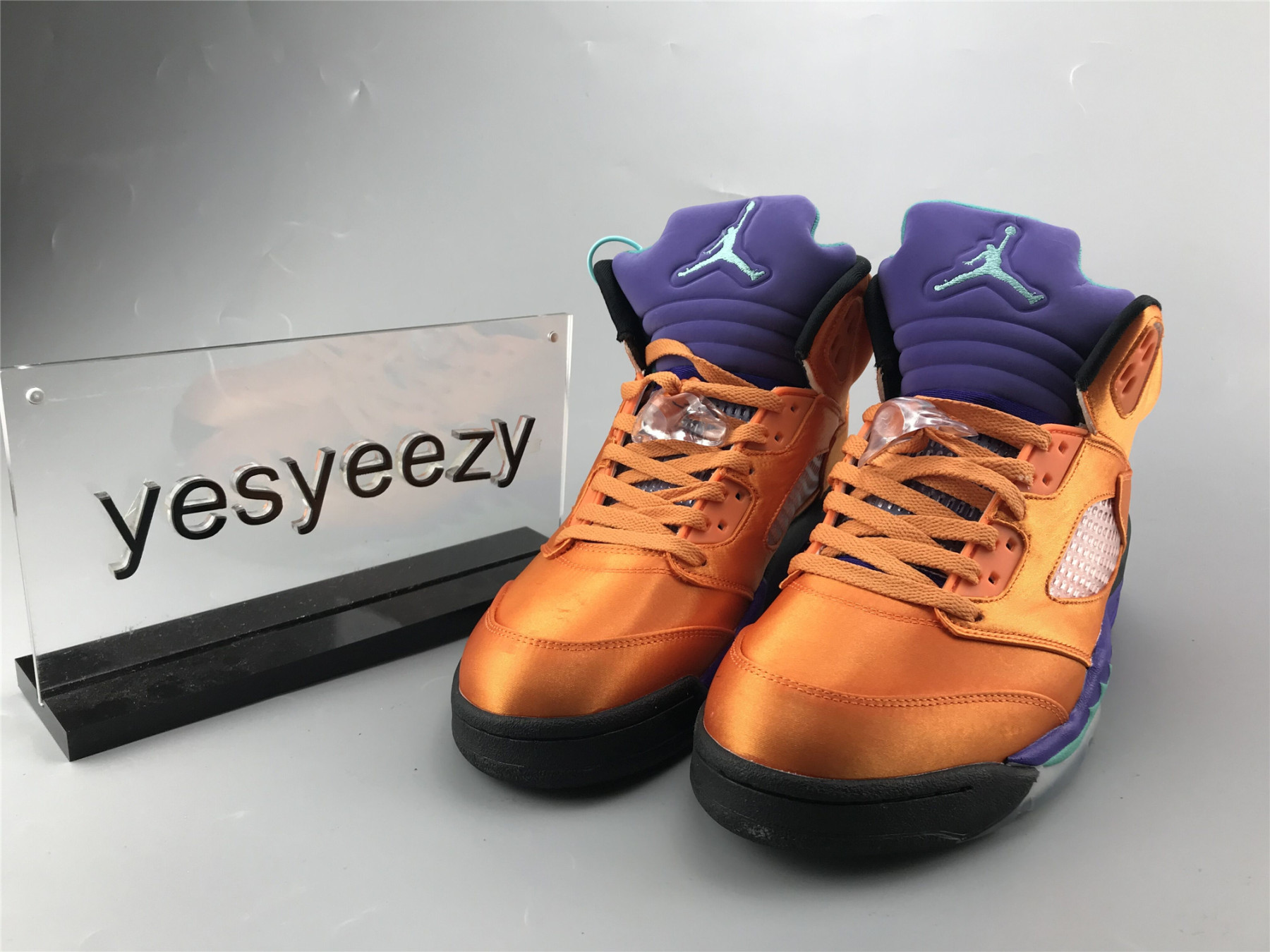 UA AIR JORDAN 5 RETRO NRG 