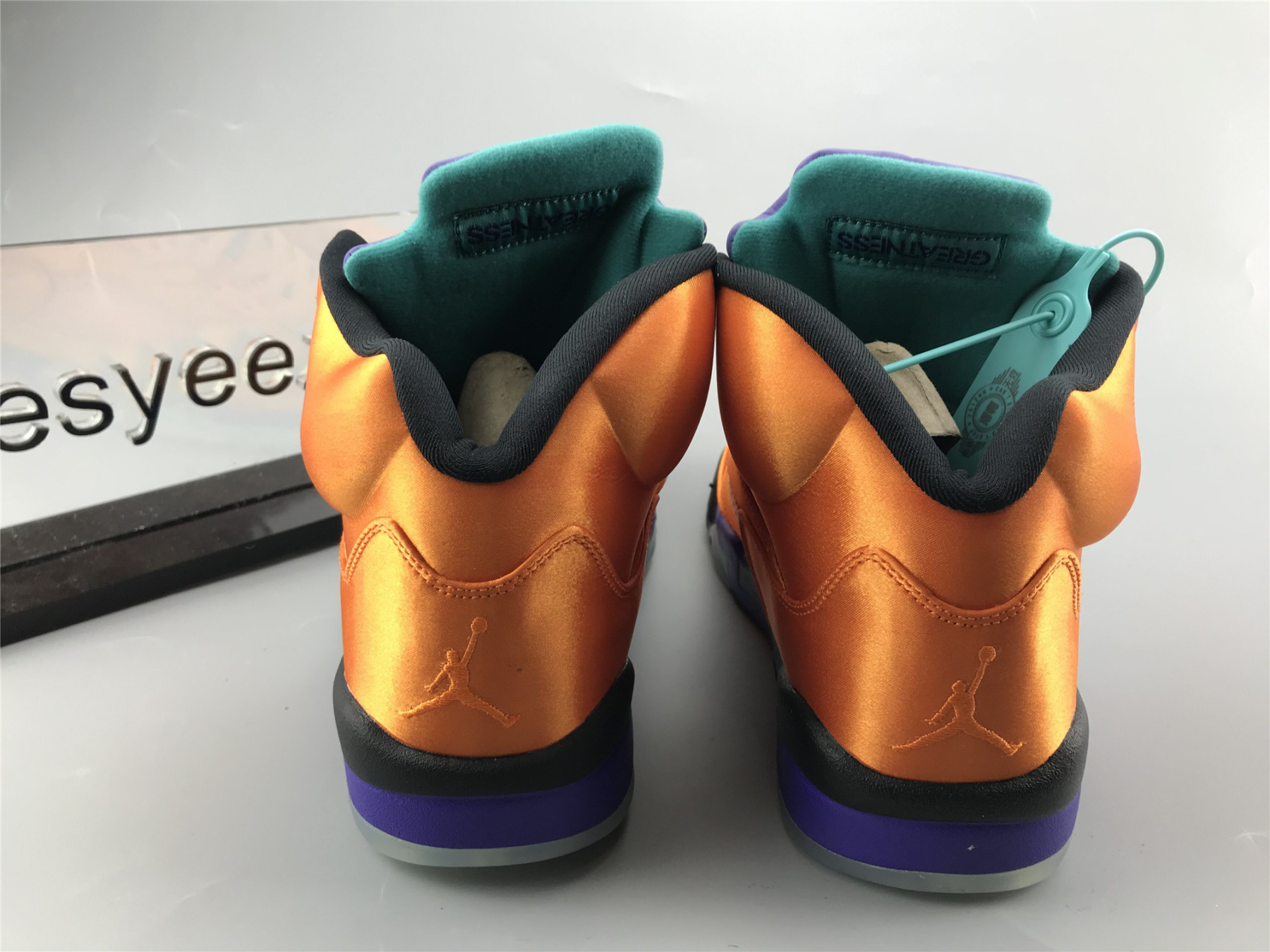 UA AIR JORDAN 5 RETRO NRG 