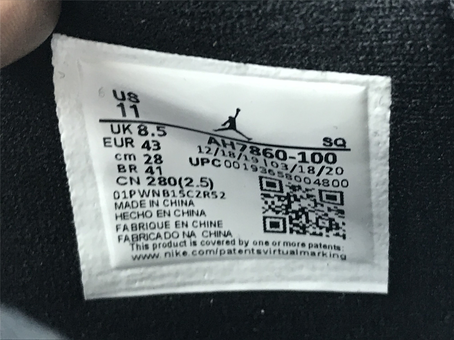 UA WMNS AIR JORDAN 11 RETRO LOW 