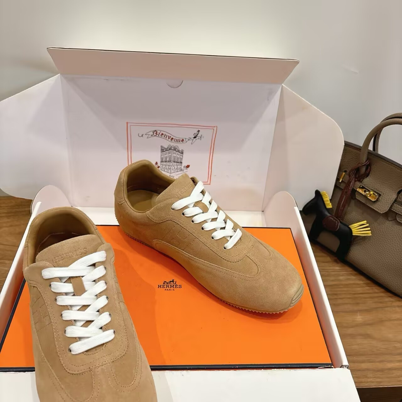 UA H**me5 Master Sneaker