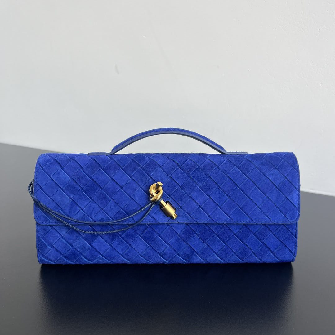 BOTTEGA VENETA Long Clutch Andiamo With Handle Fondant 31x13x3cm