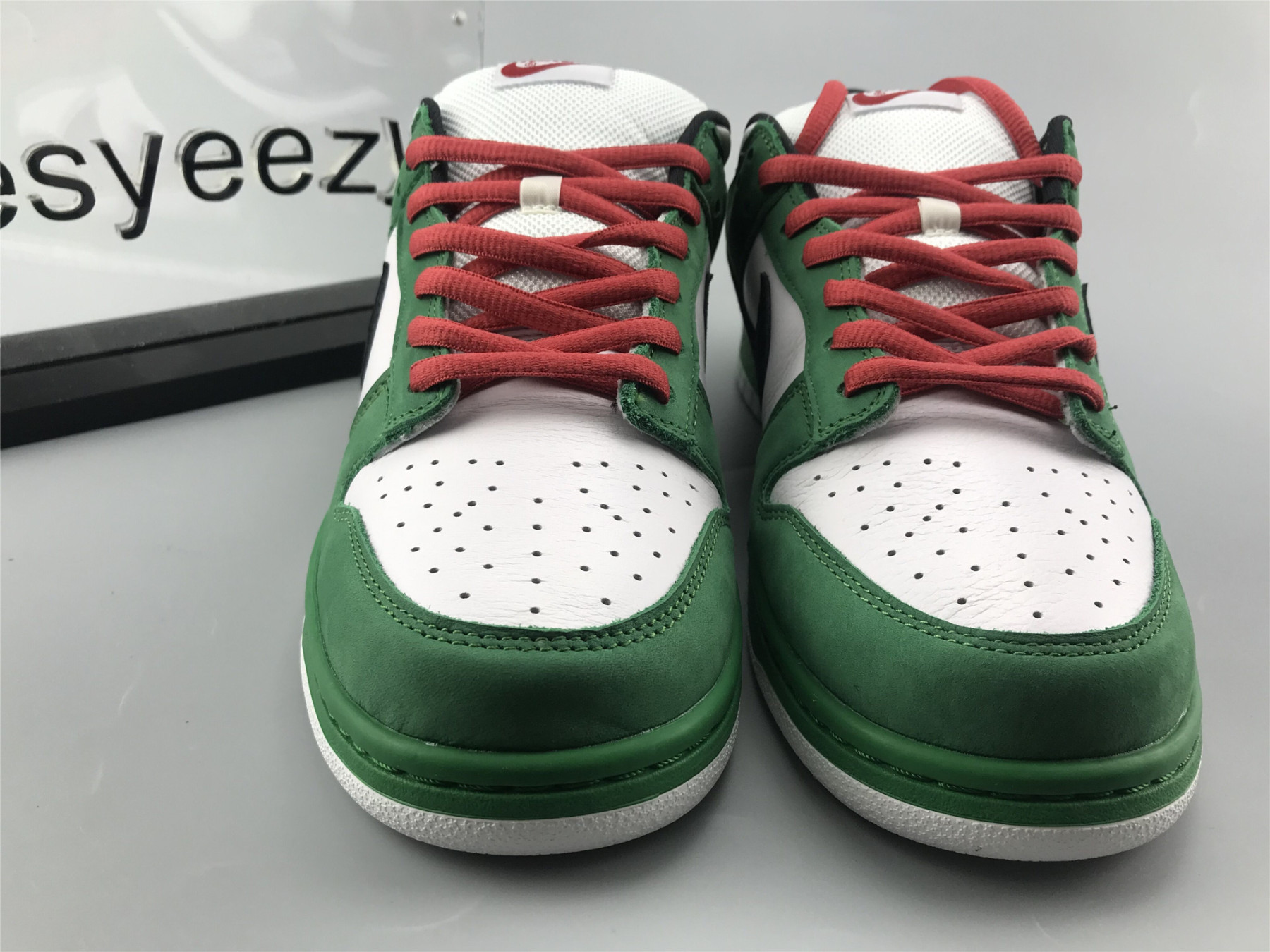 UA NIKE DUNK LOW PRO SB "HEINEKEN"