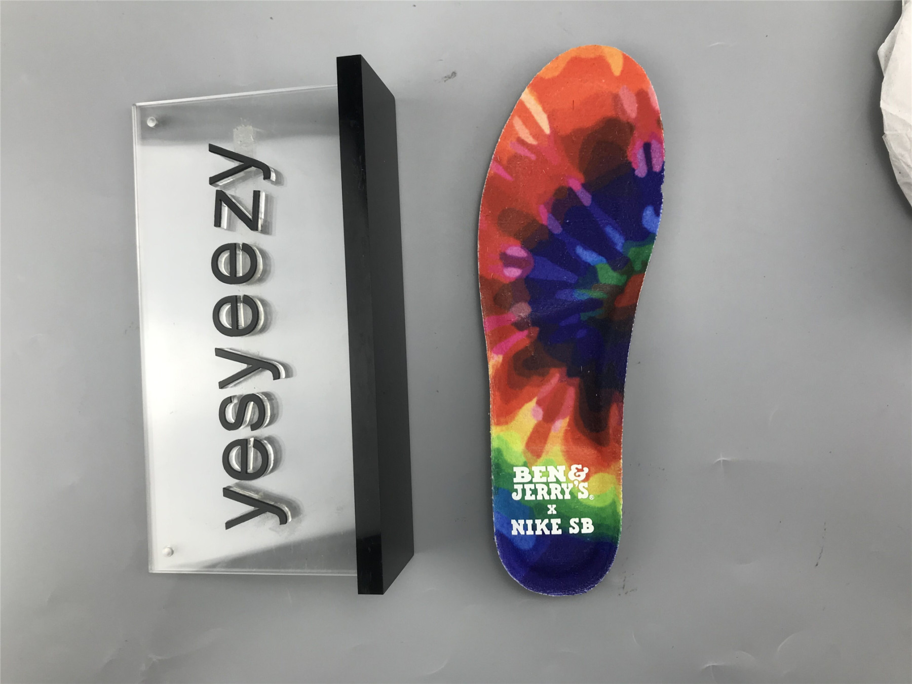 UA NIKE SB DUNK LOW X BEN & JERRY