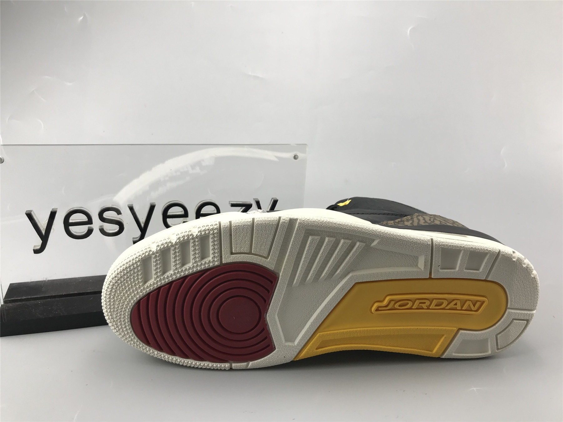 UA AIR JORDAN 3 RETRO SE "ANIMAL INSTINCT 2.0"