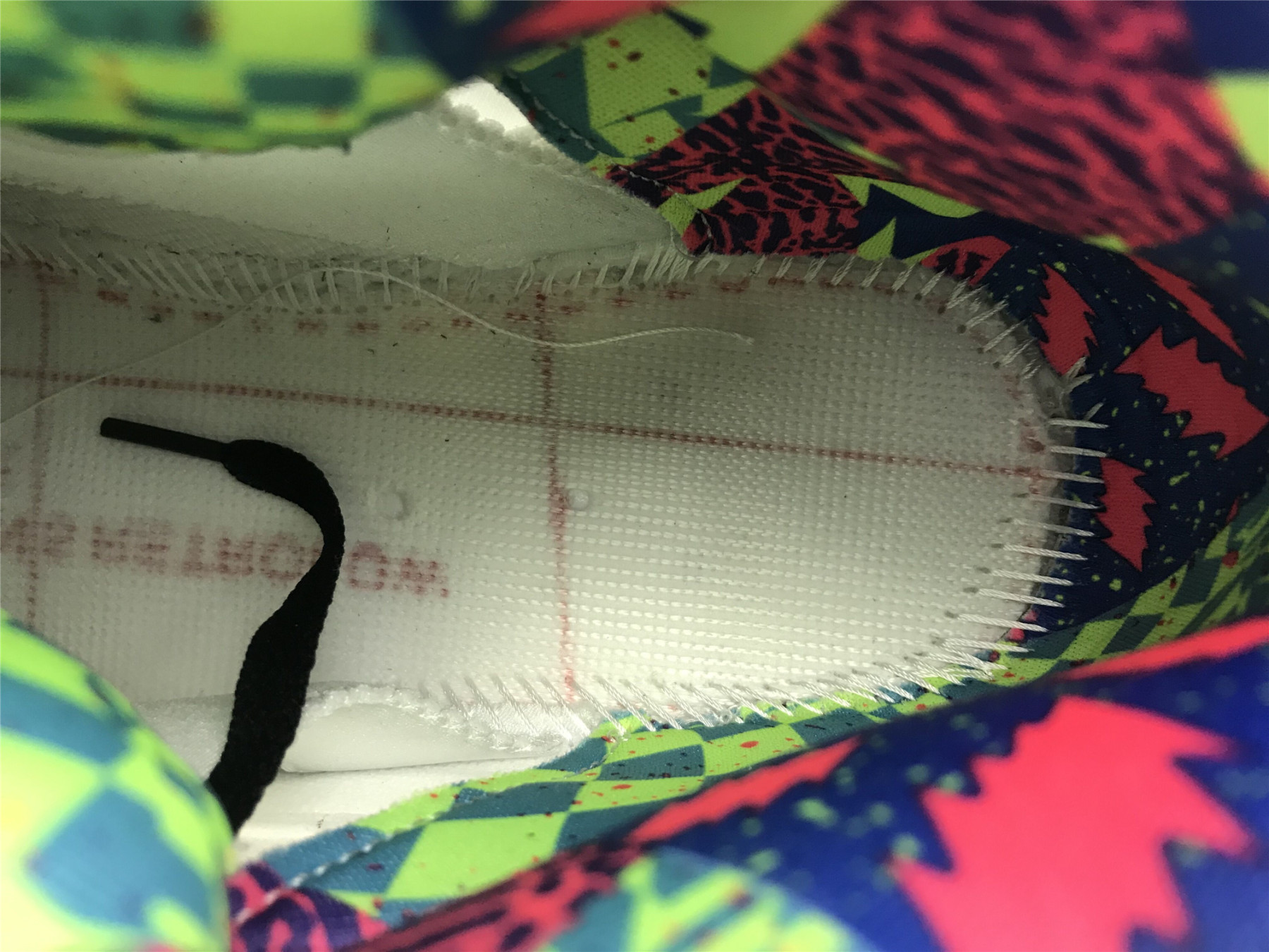 UA AIR JORDAN 5 RETRO 