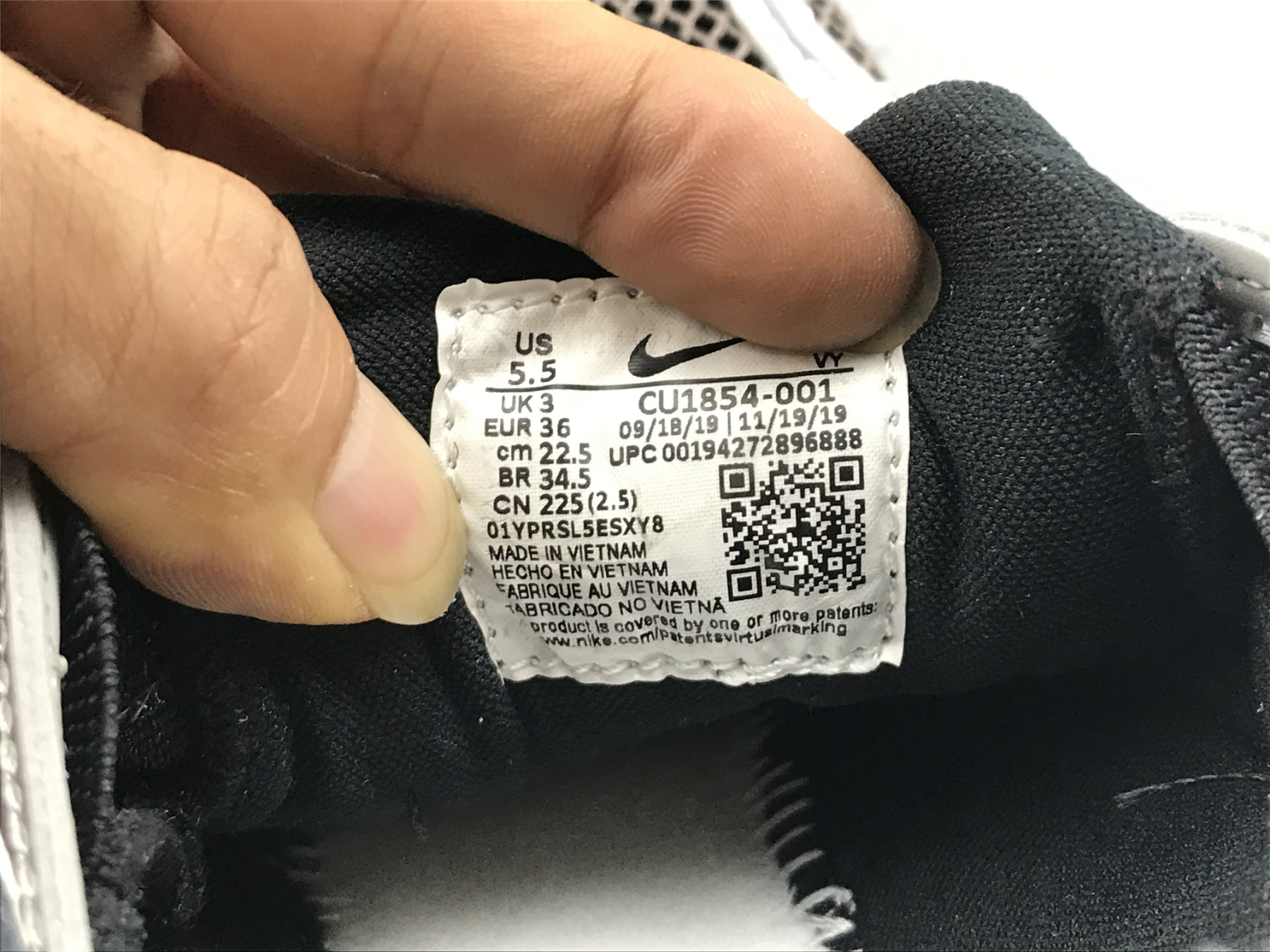 UA NIKE STUSSY X AIR ZOOM SPIRIDON CAGED 