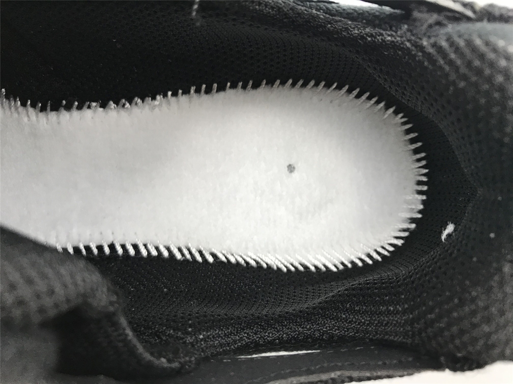 UA NIKE STUSSY X AIR ZOOM SPIRIDON CAGED