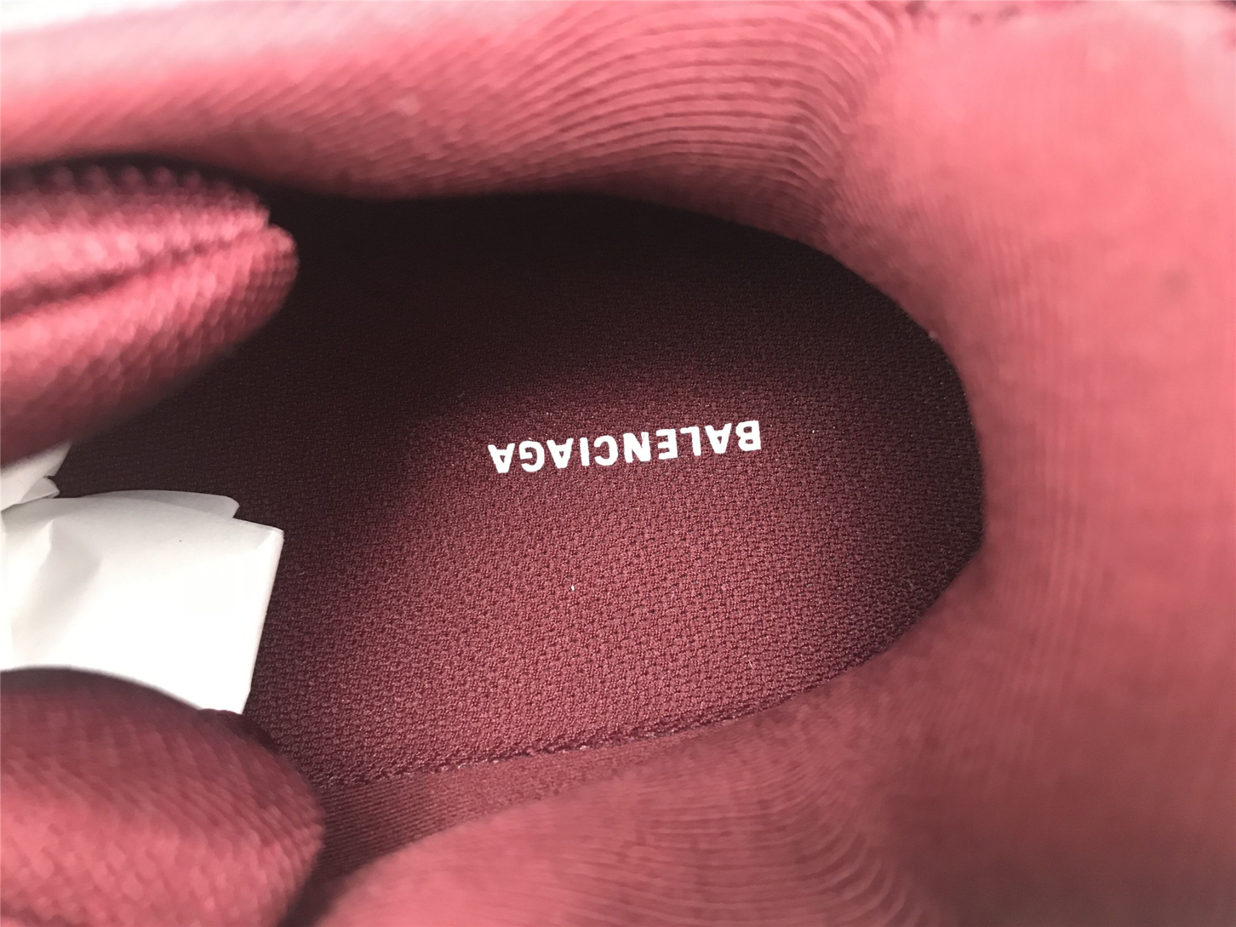 UA TRACK TRAINER DARK RED