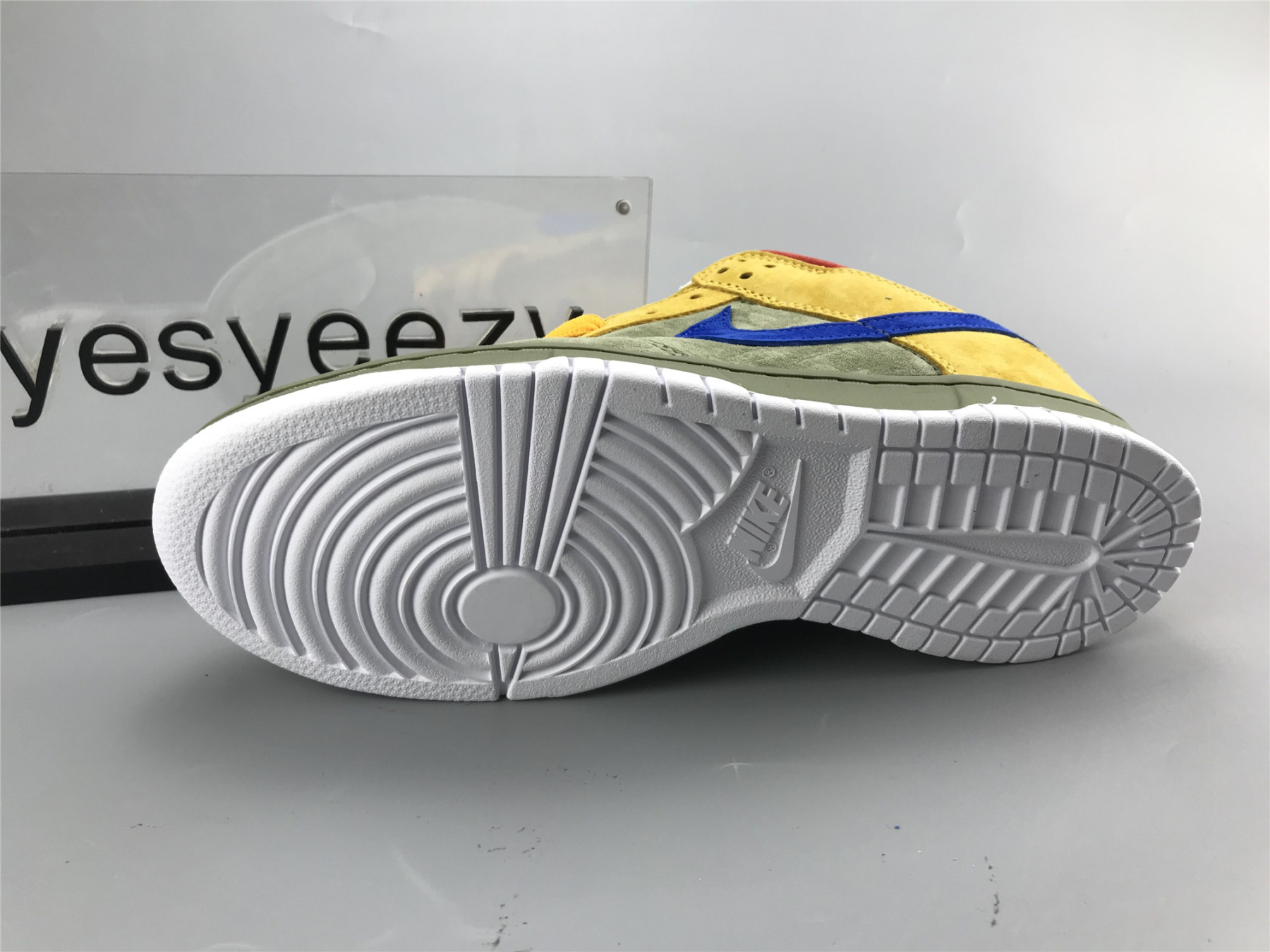 UA NIKE DUNK LOW PREMIUM SB 