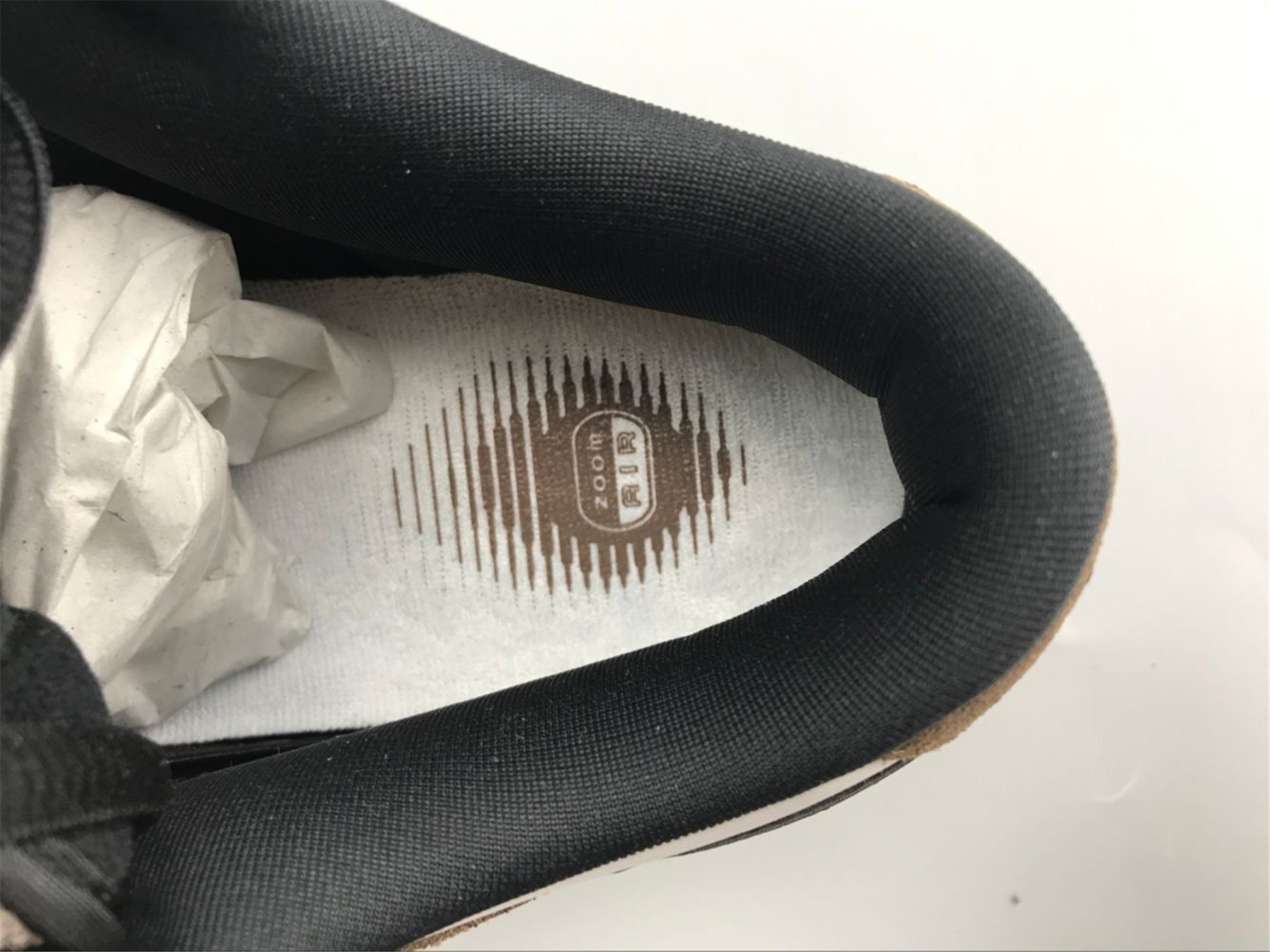 UA NIKE DUNK LOW PRO SB 