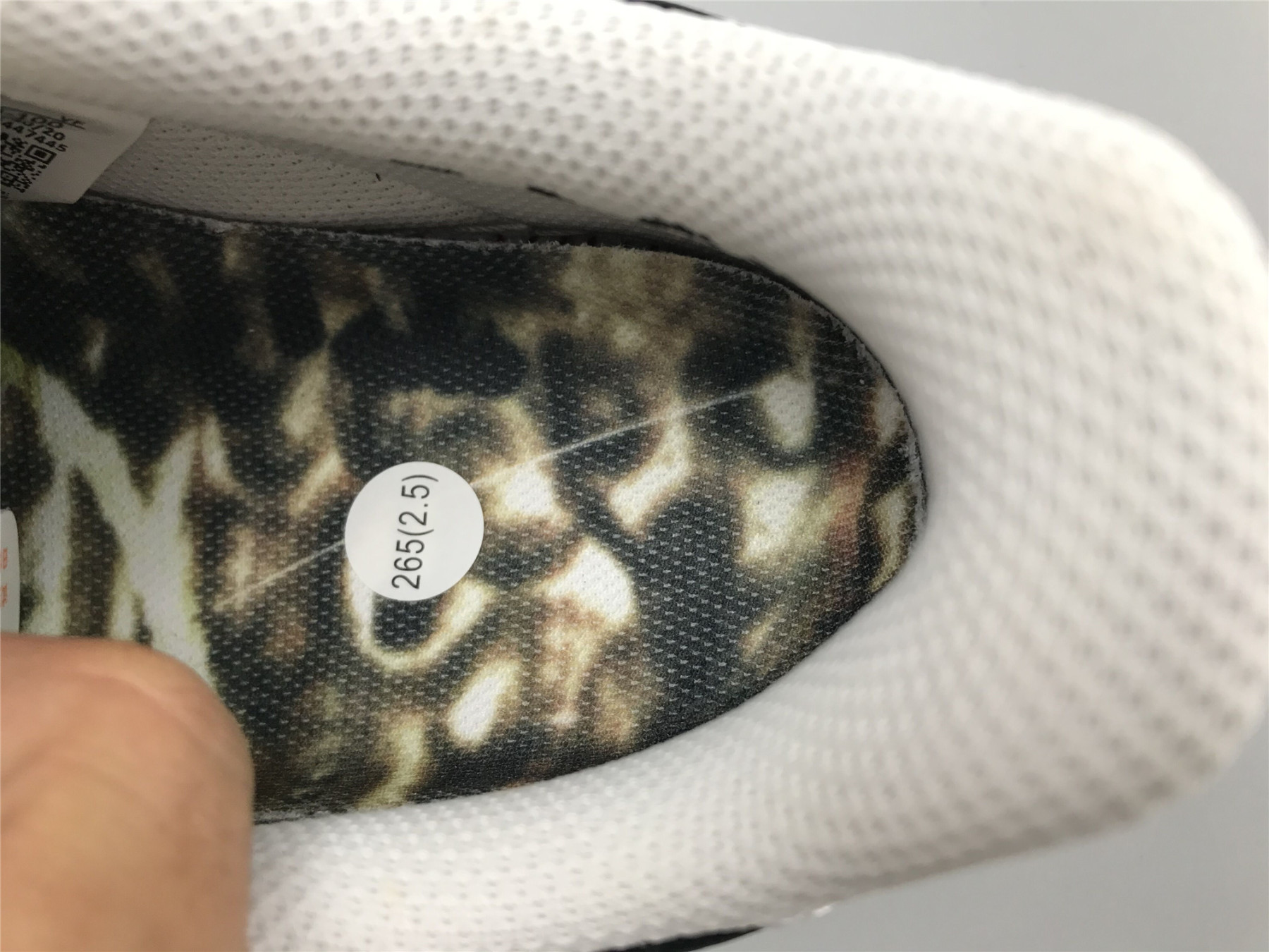 UA NIKE G-DRAGON X AIR FORCE 1 