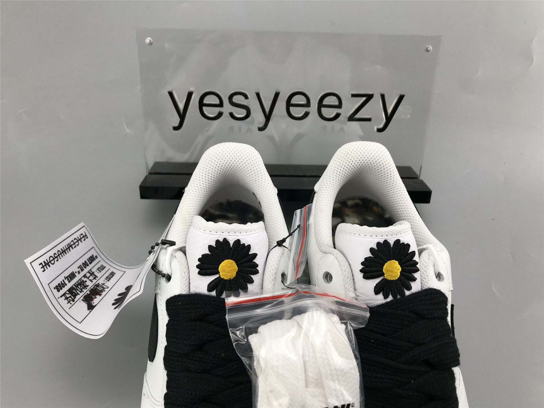 UA NIKE G-DRAGON X AIR FORCE 1 