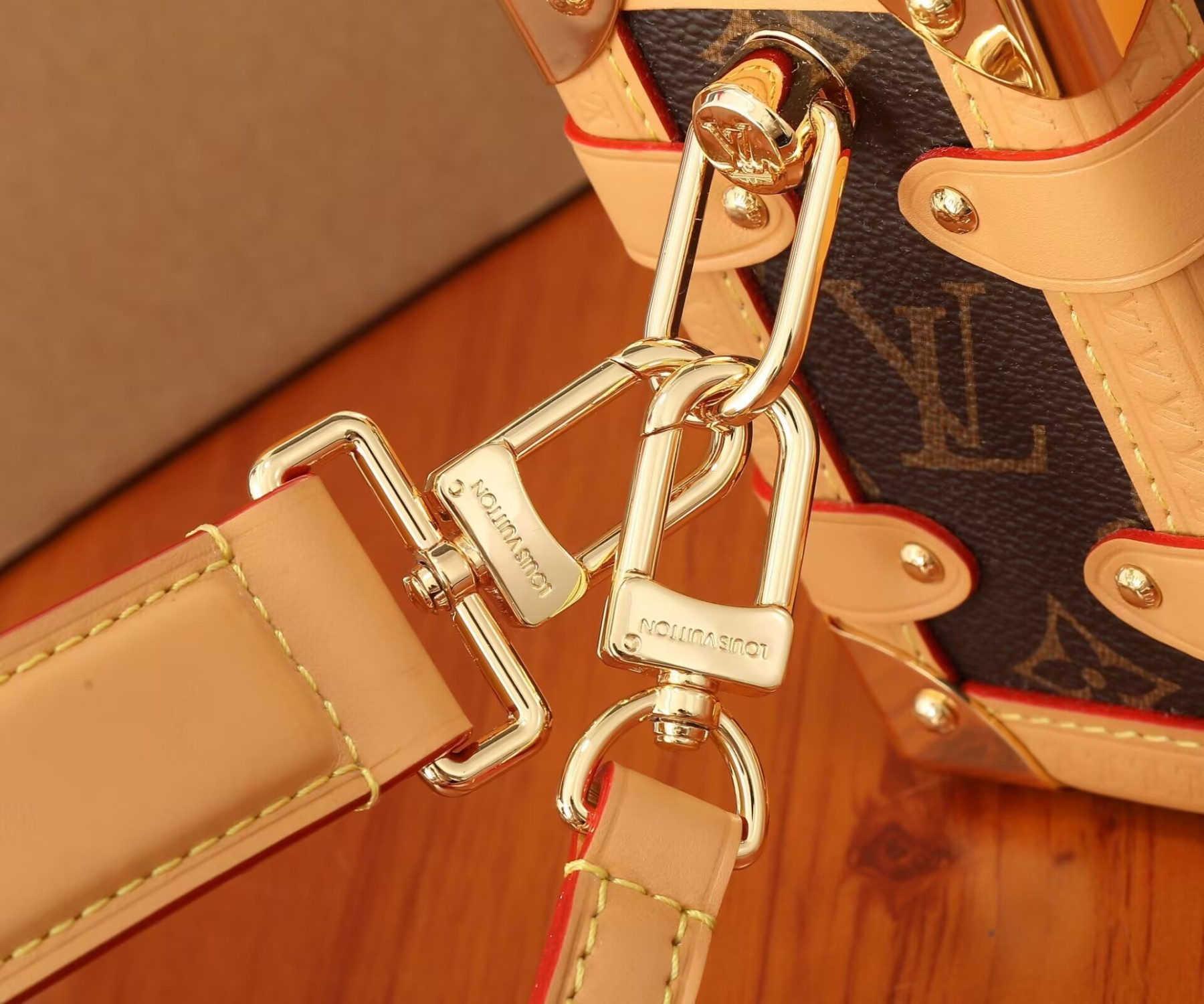 LV Side Trunk PM M46815 7.1 x 4.9 x 3.1 inches