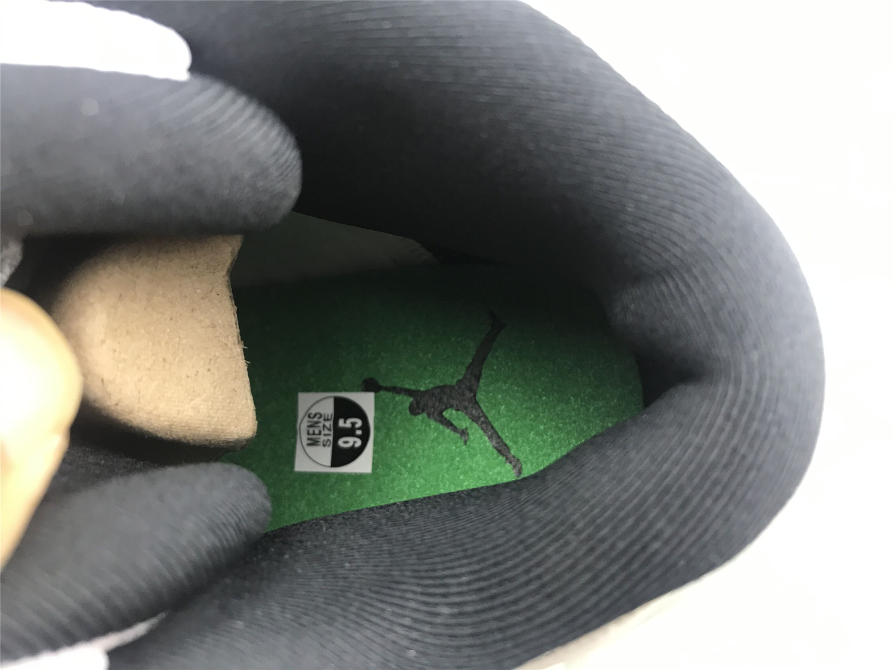 UA AIR JORDAN 13 RETRO 