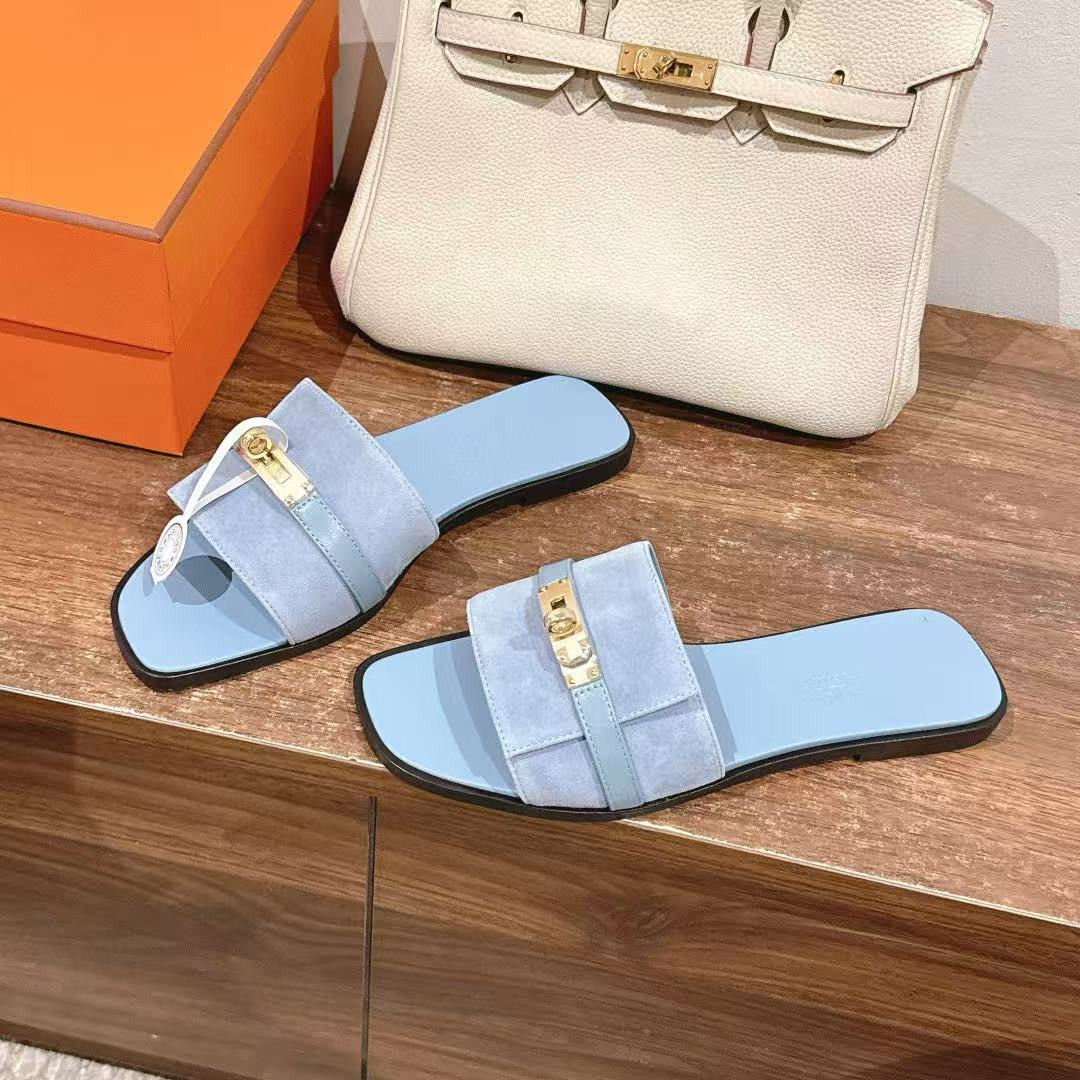 UA H**me5 Giulia sandal