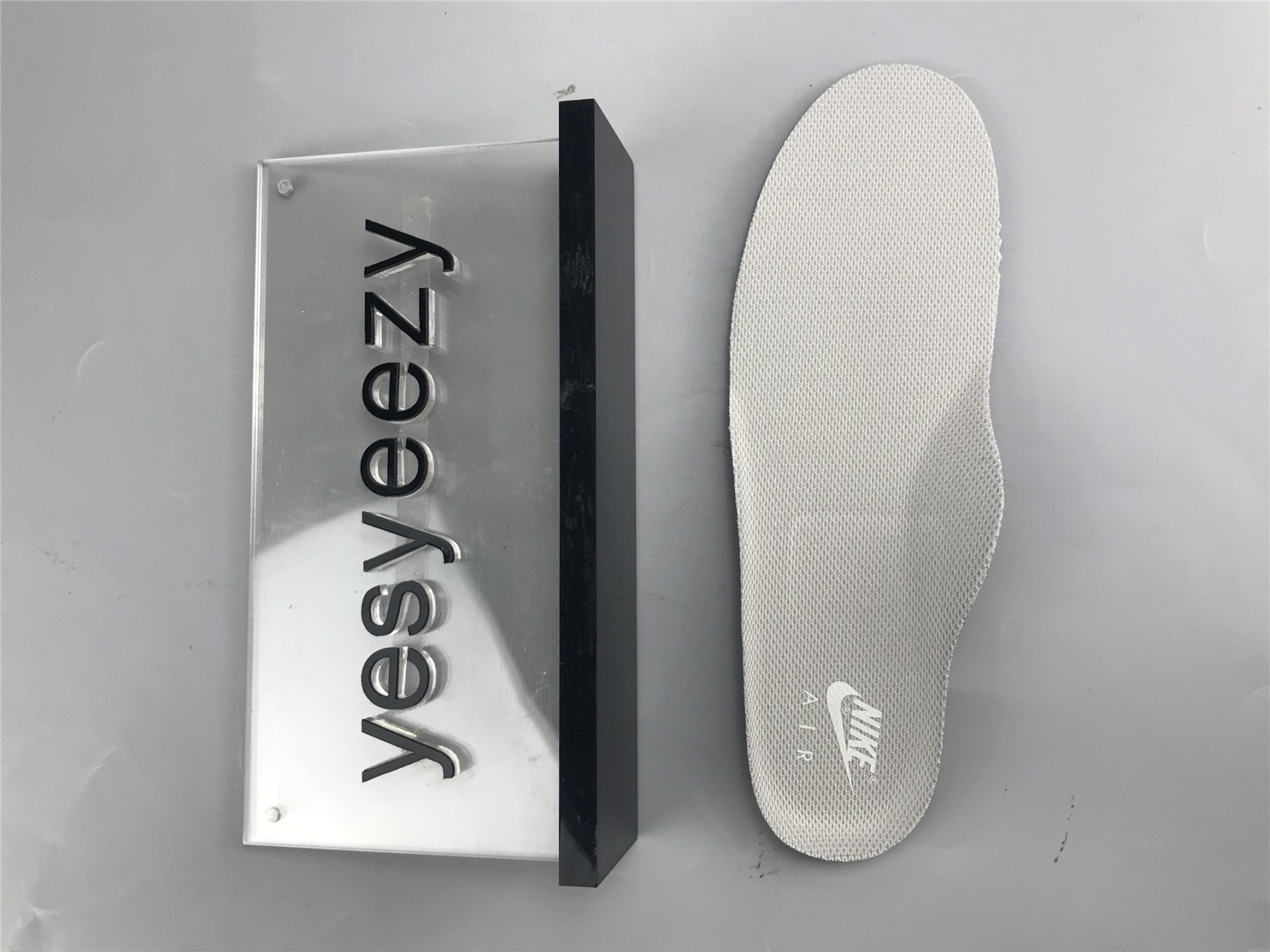 UA REIGNING CHAMP X NIKE AIR FORCE 1 HIGH 