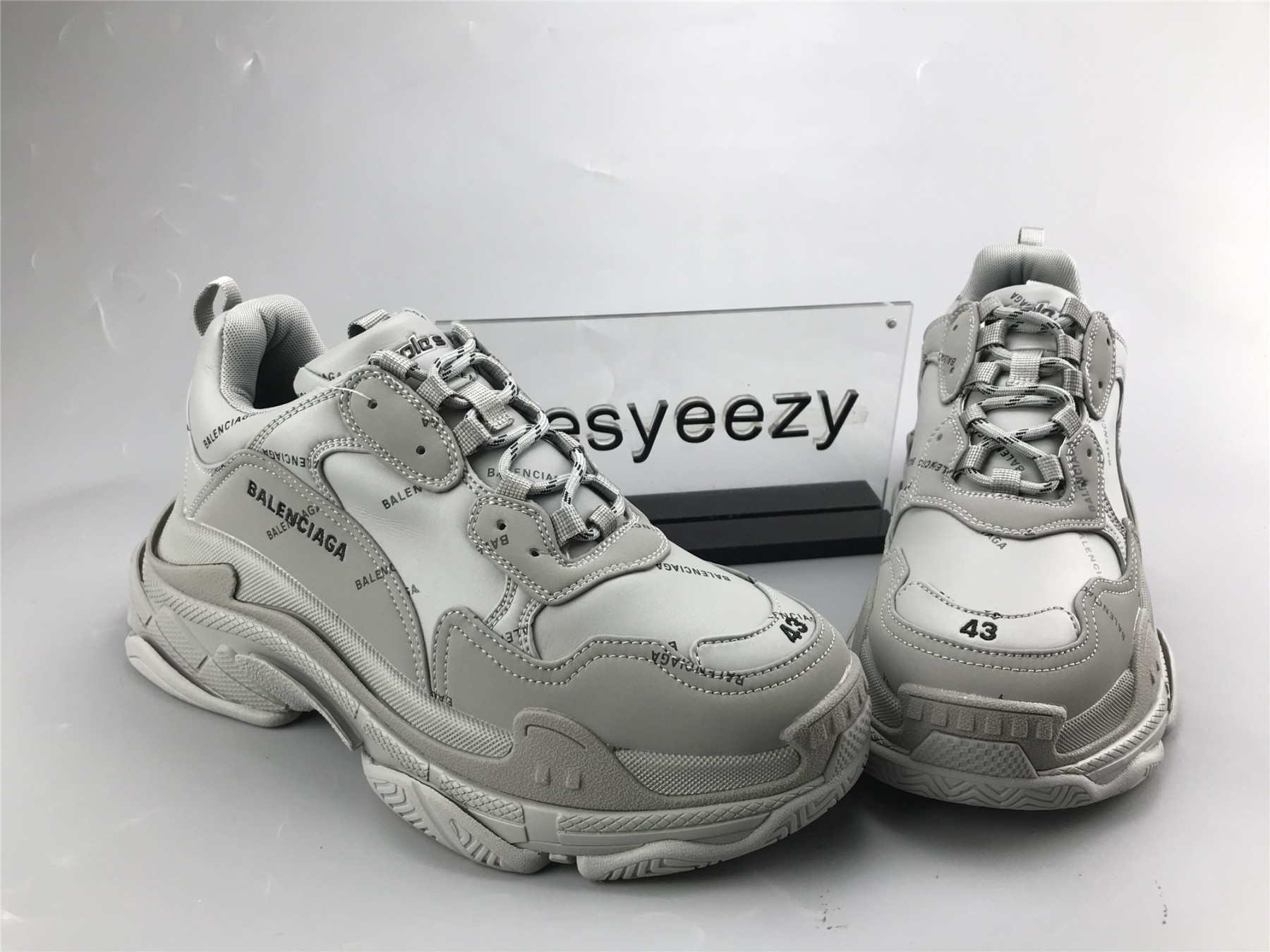 UA TRIPLE S SNEAKER ALLOVER LOGO GREY BLACK